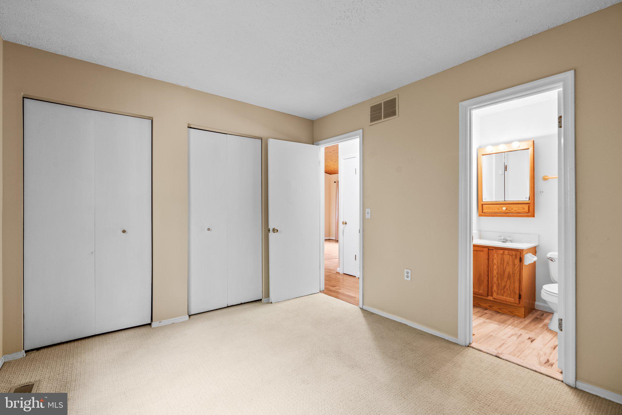 ULMSTEAD GARDENS - Residential