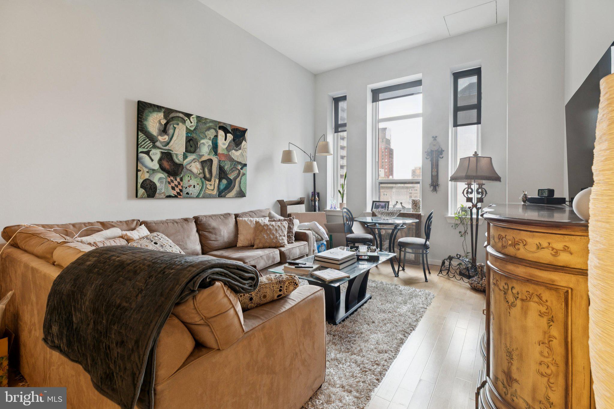 AVENUE OF THE ARTS - Residential