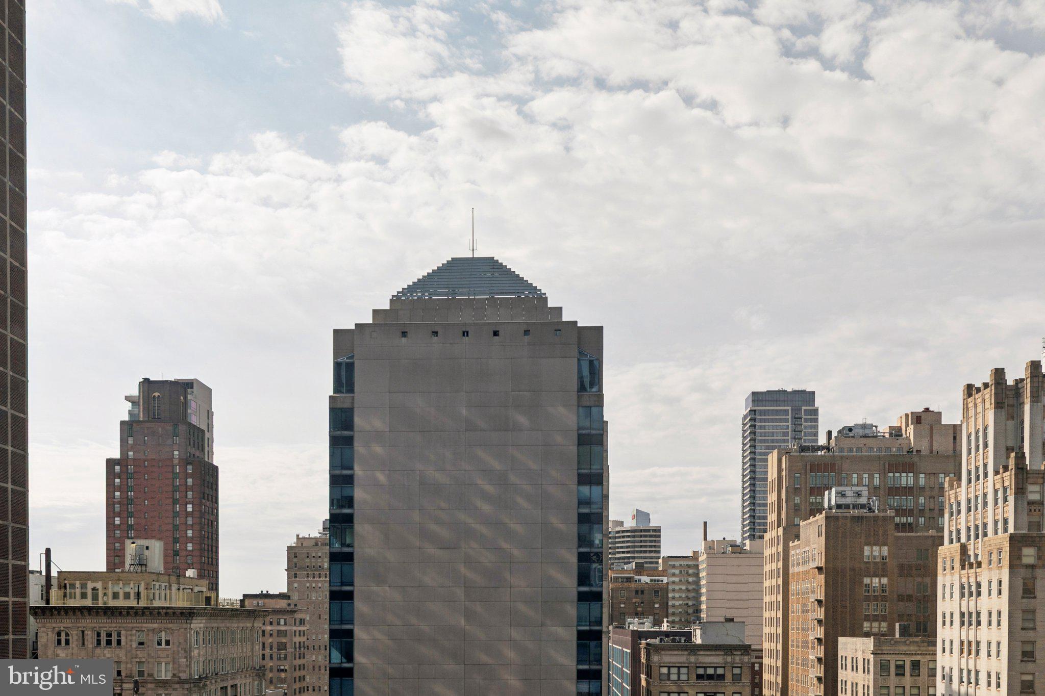 AVENUE OF THE ARTS - Residential