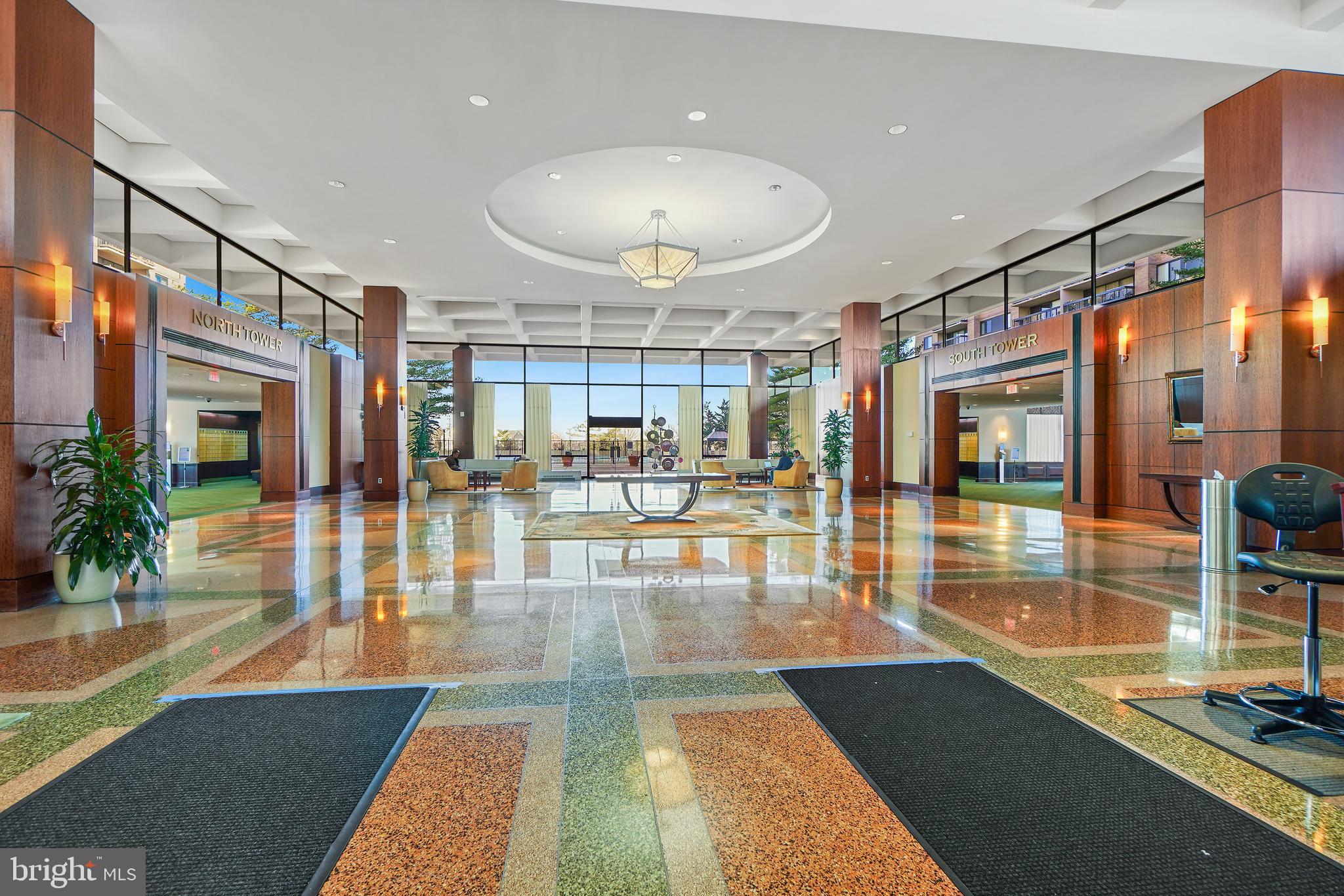 SKYLINE PLAZA - Residential