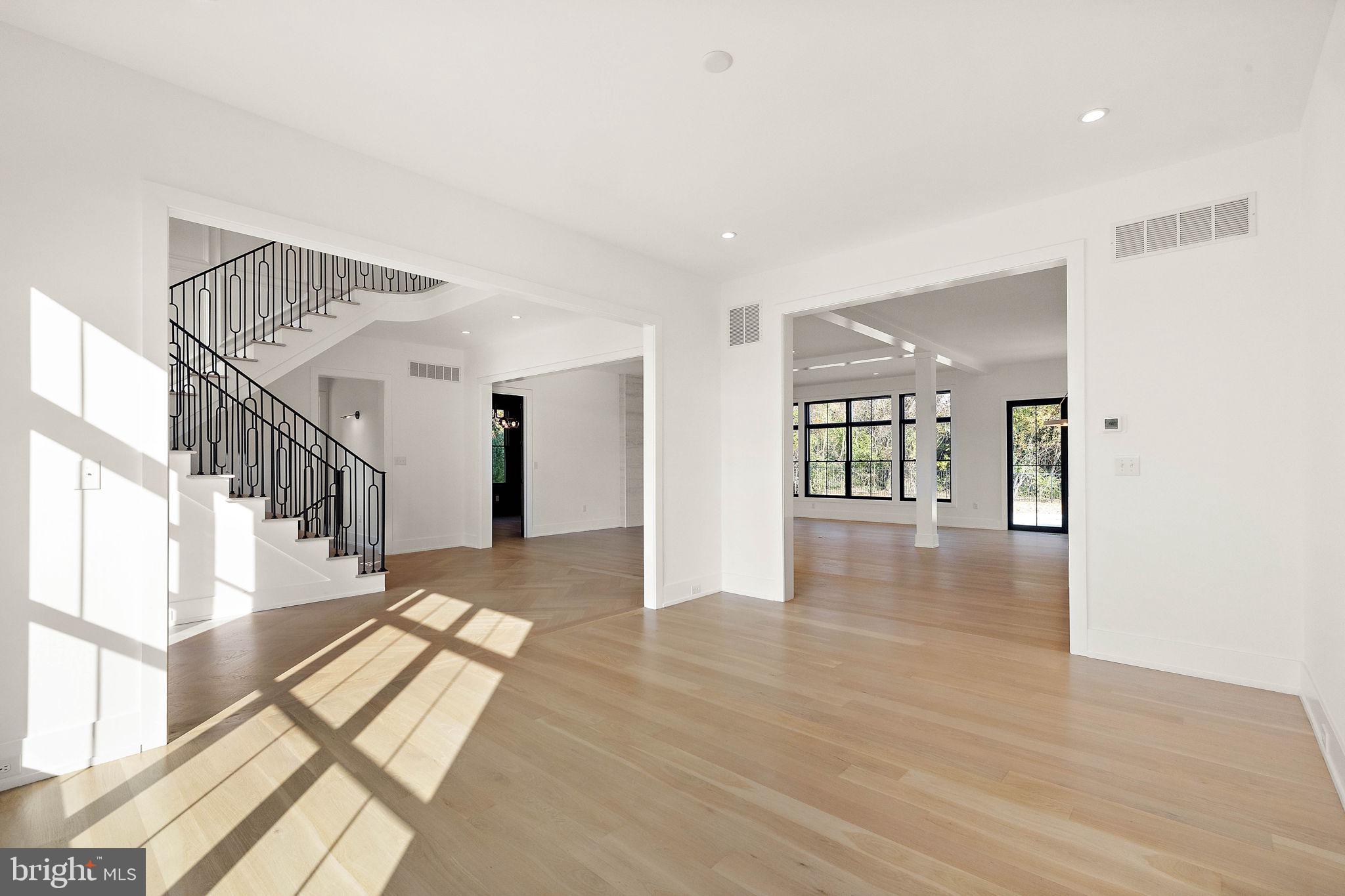 THE WOODS AT ROSE TREE - Residential