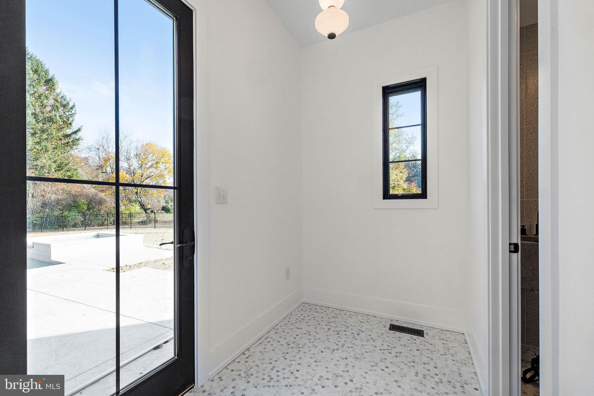 THE WOODS AT ROSE TREE - Residential