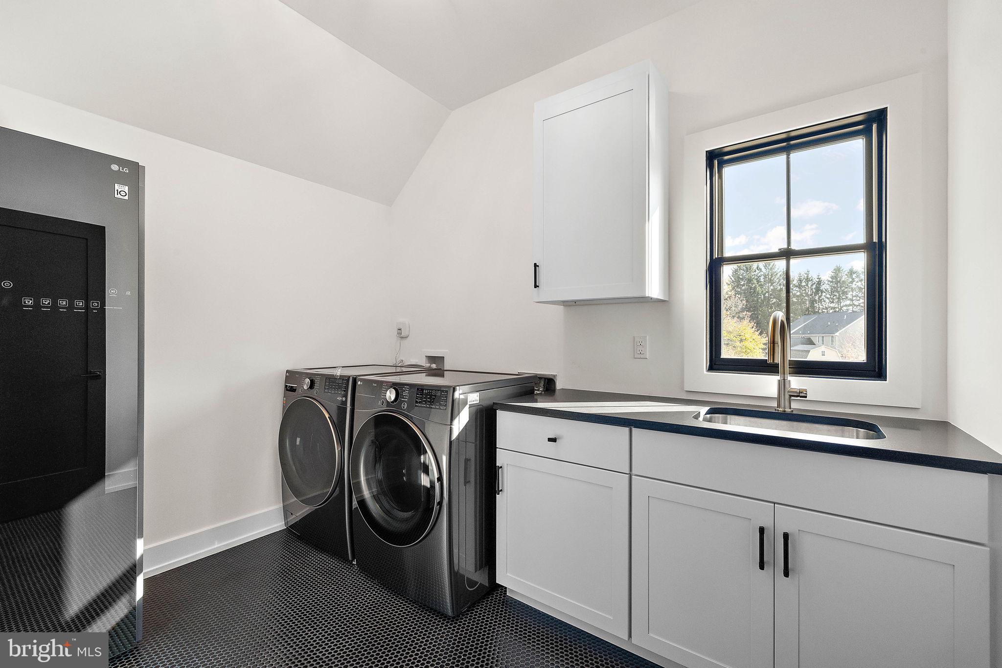 THE WOODS AT ROSE TREE - Residential