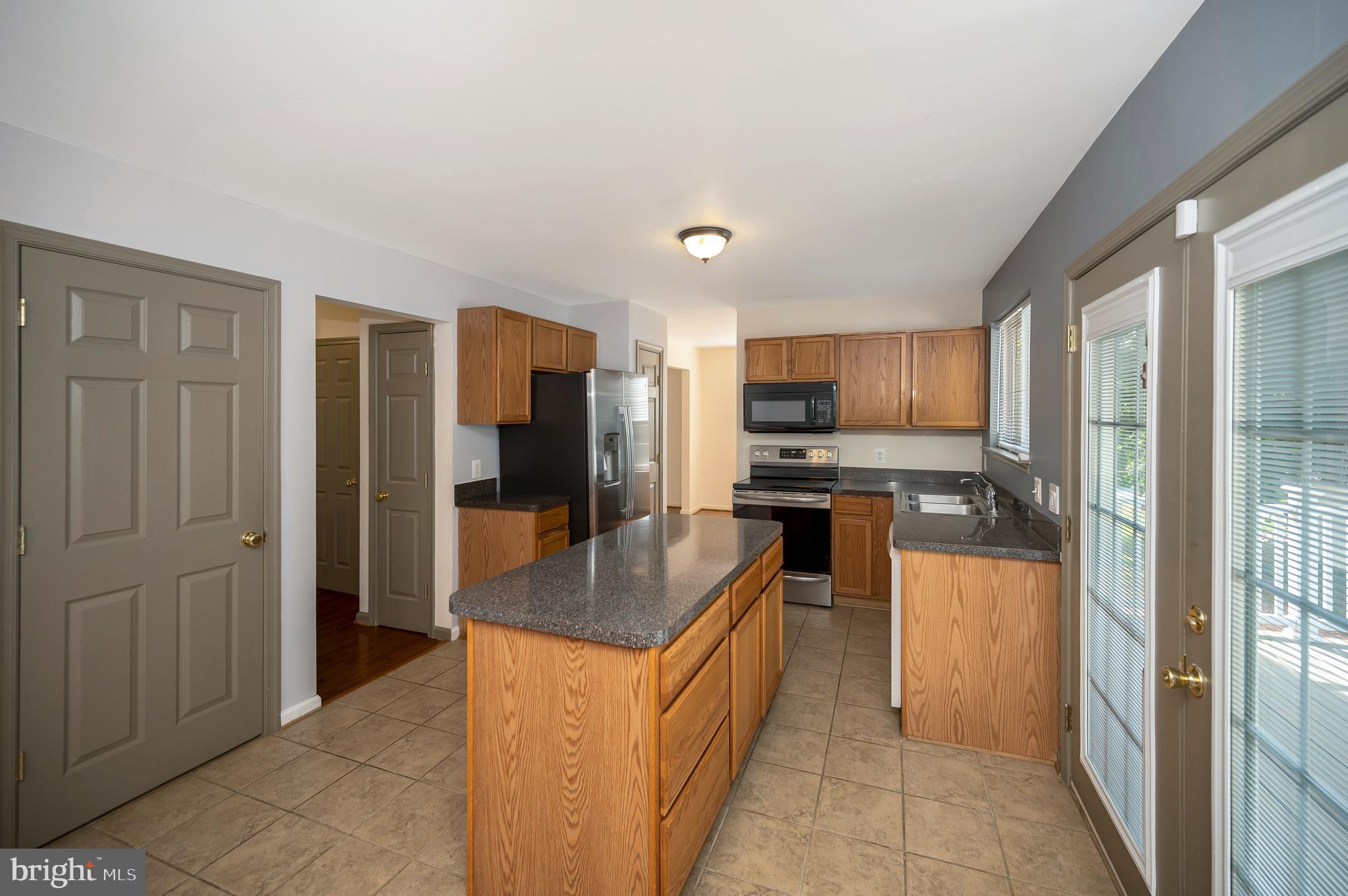 WILDERNESS SHORES - Residential