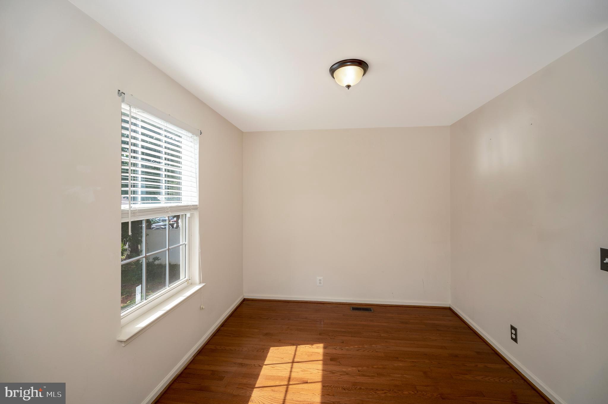 WILDERNESS SHORES - Residential