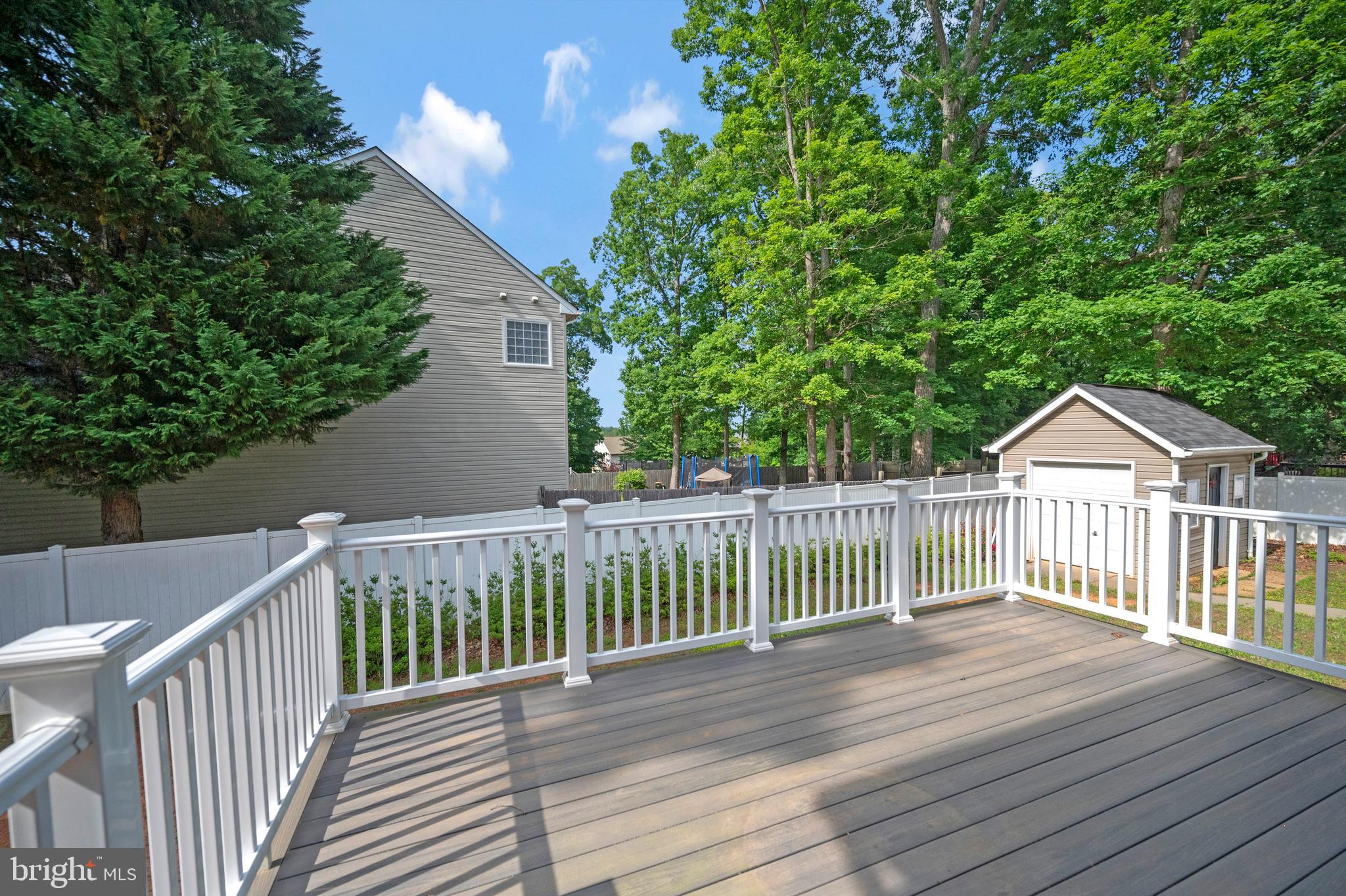 WILDERNESS SHORES - Residential