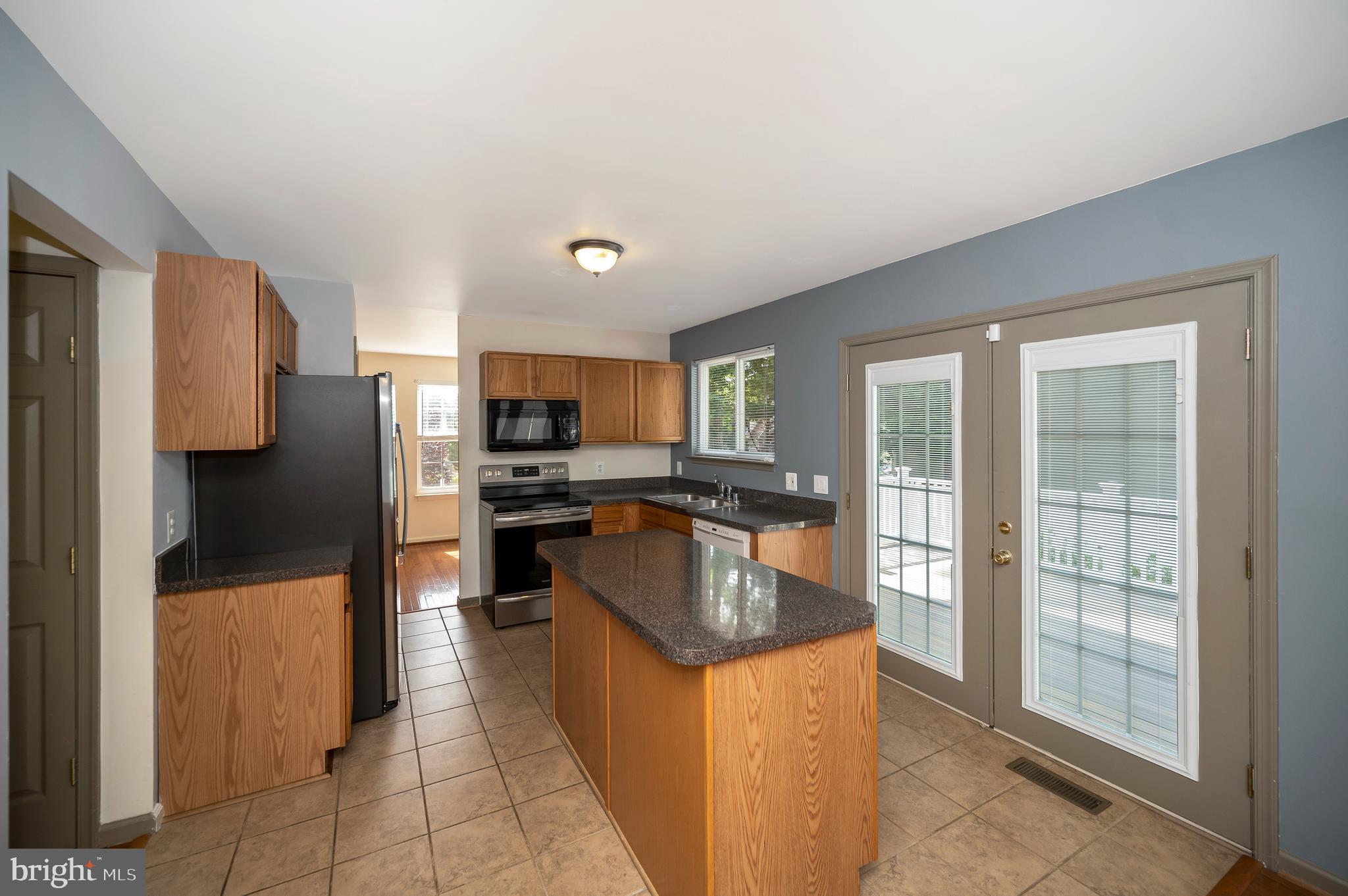 WILDERNESS SHORES - Residential