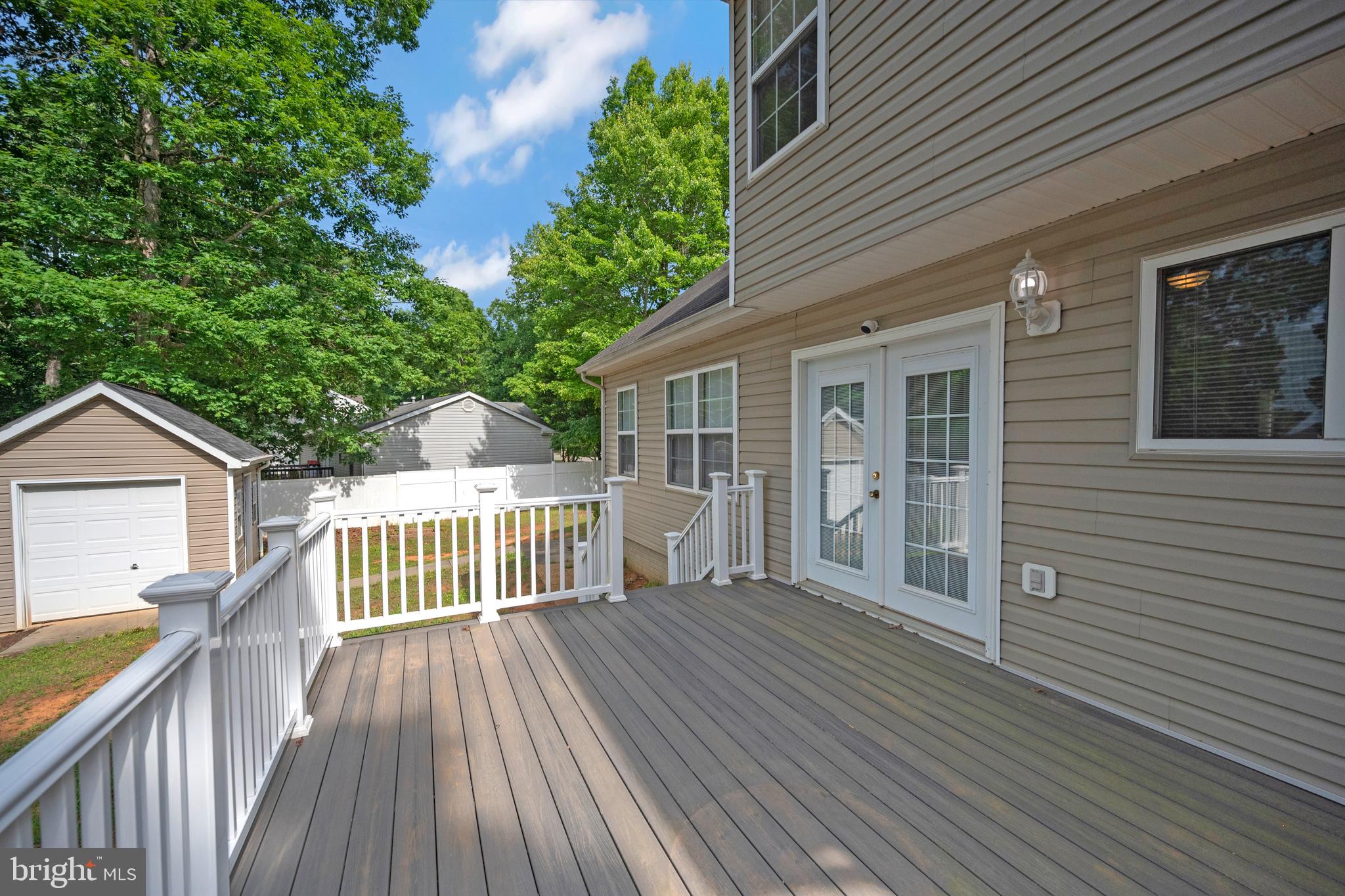 WILDERNESS SHORES - Residential