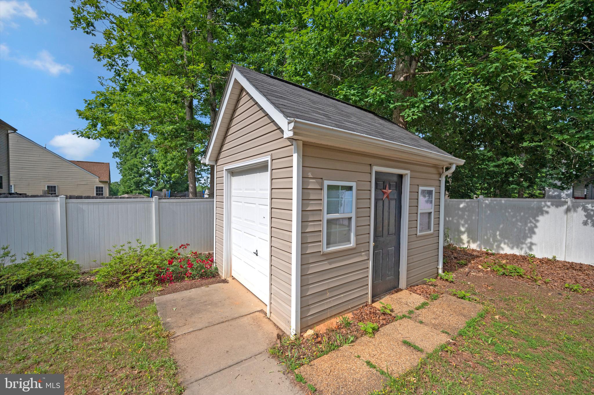 WILDERNESS SHORES - Residential