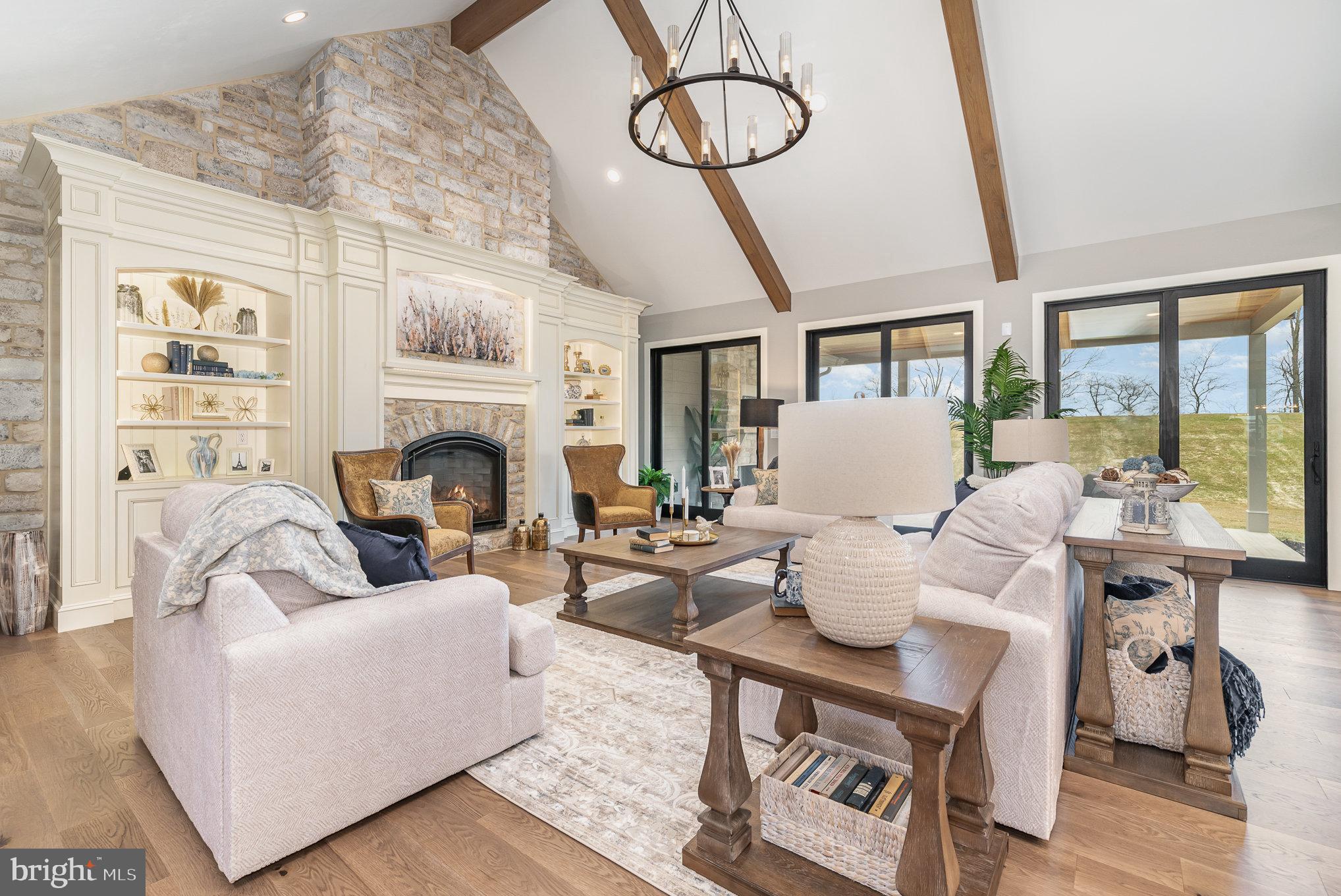 GLENDALE ESTATES - Residential