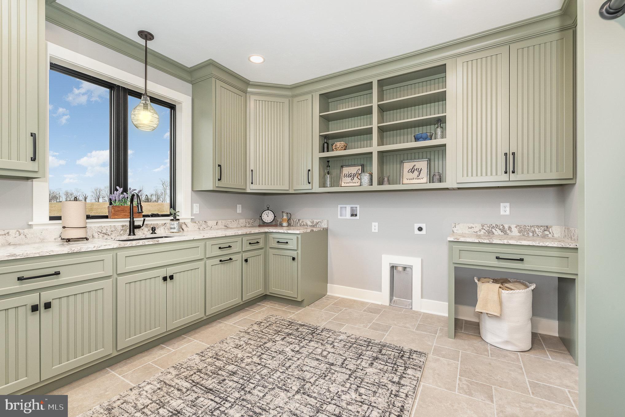 GLENDALE ESTATES - Residential