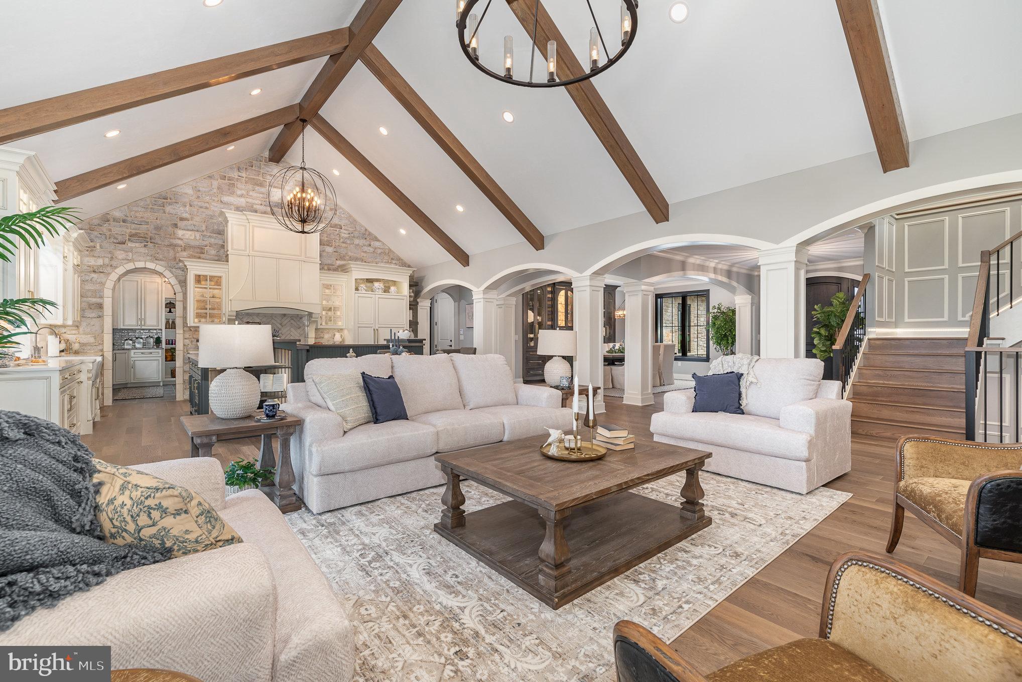 GLENDALE ESTATES - Residential