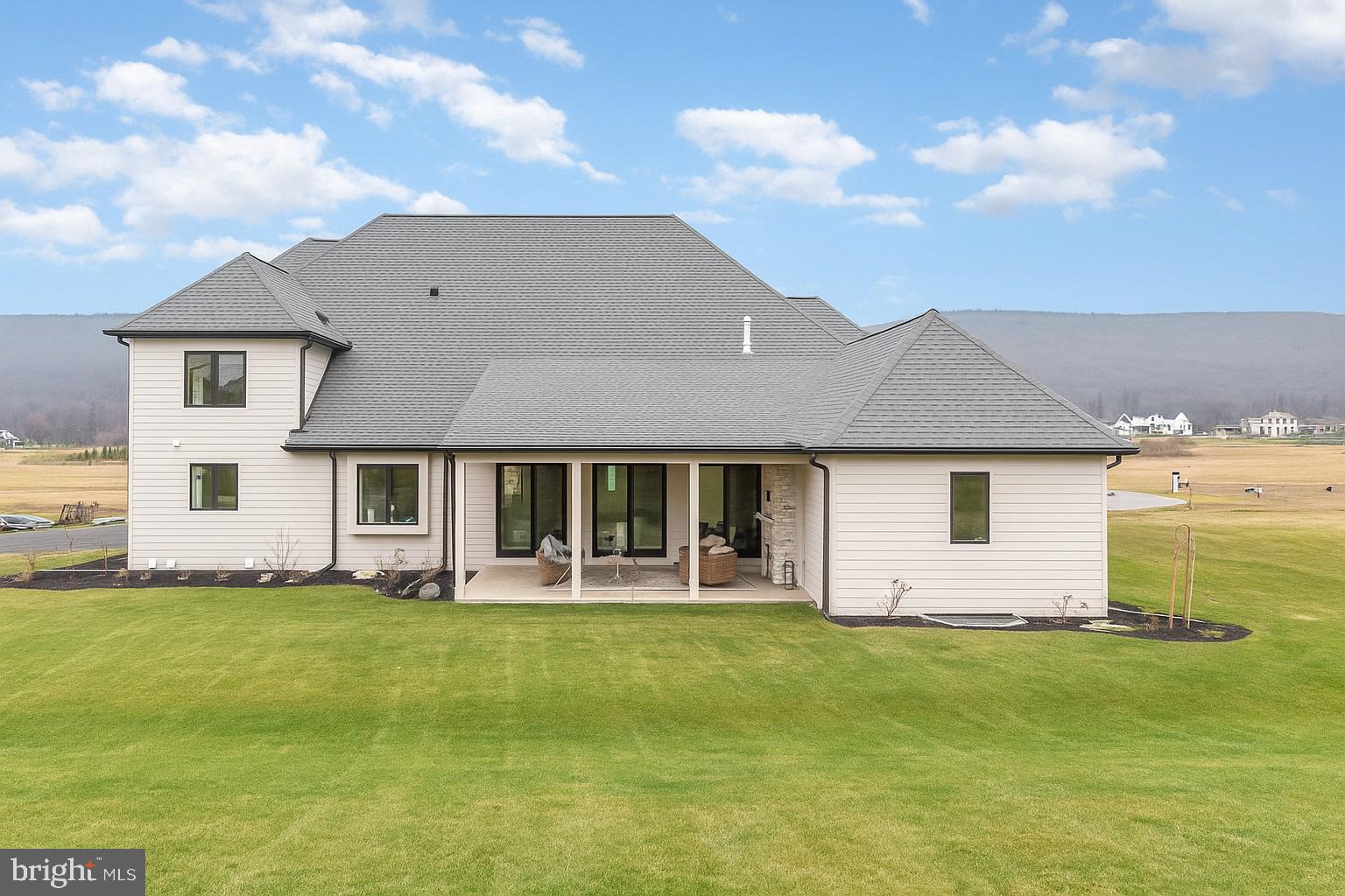 GLENDALE ESTATES - Residential