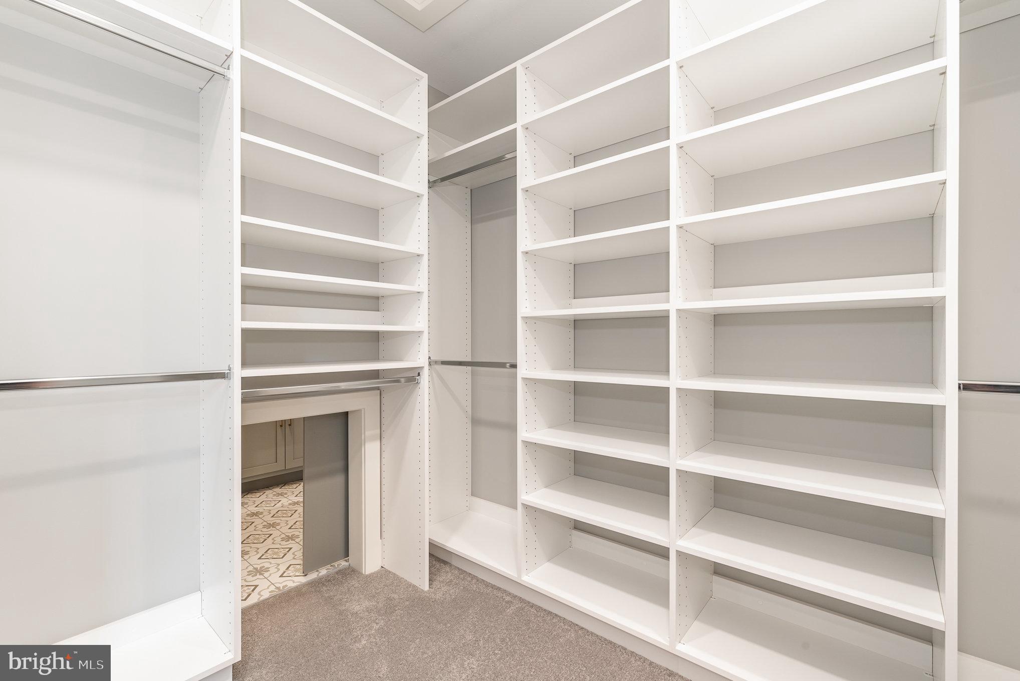 GLENDALE ESTATES - Residential