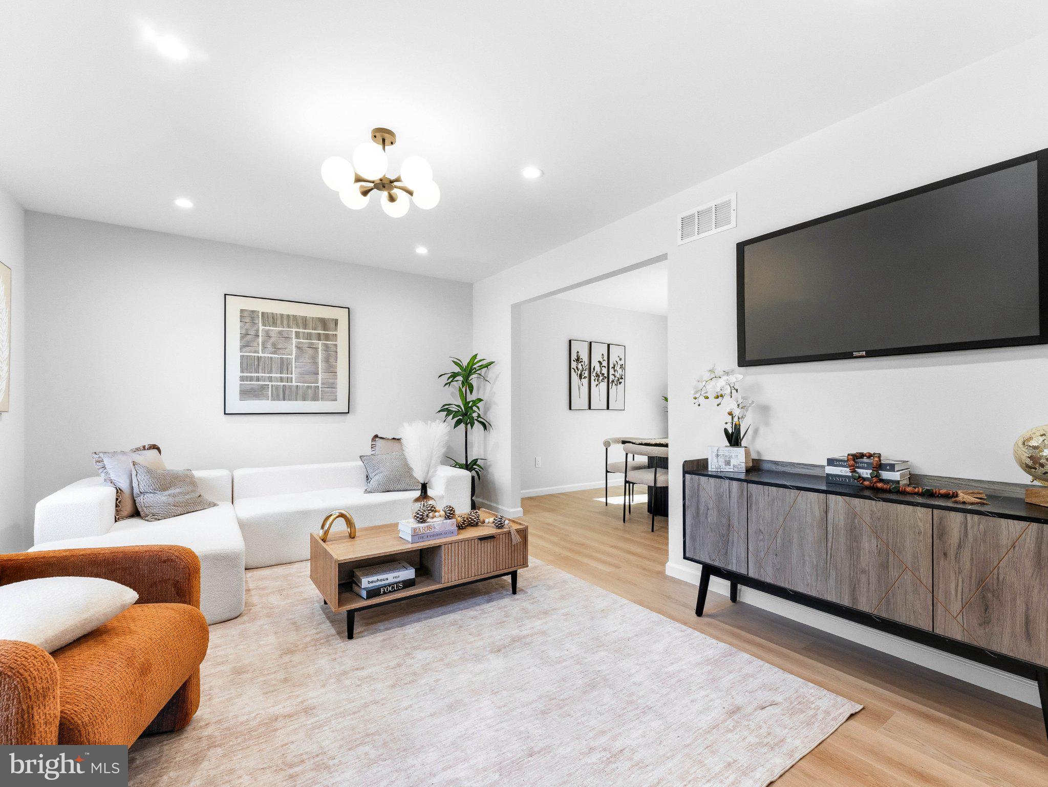 579 CORAL LANE