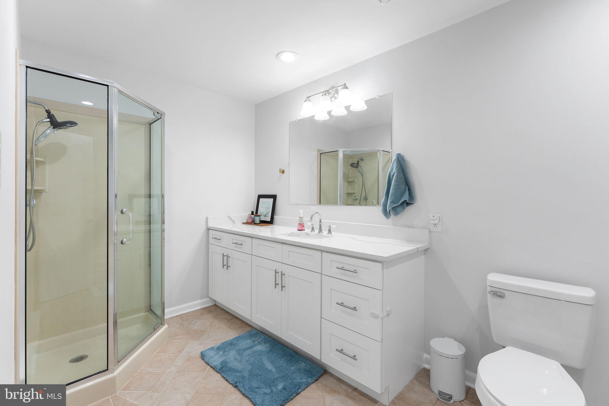 RAMBLING HILLS - Residential