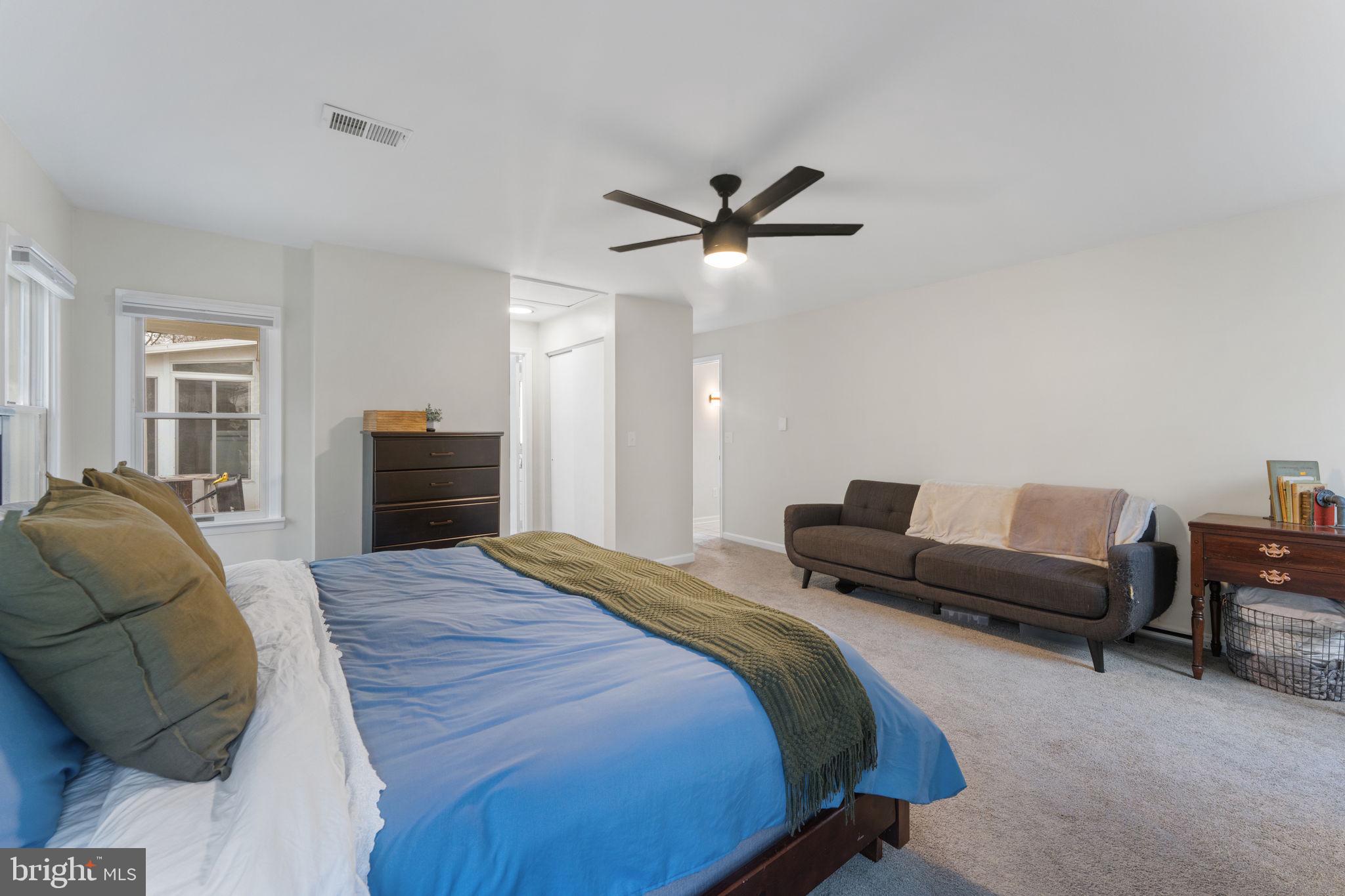 RAMBLING HILLS - Residential