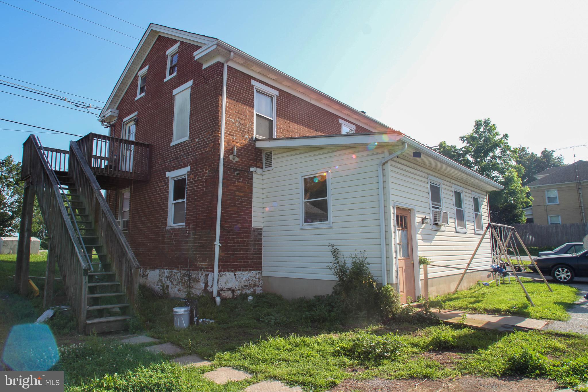 6824 W LINCOLN HIGHWAY W