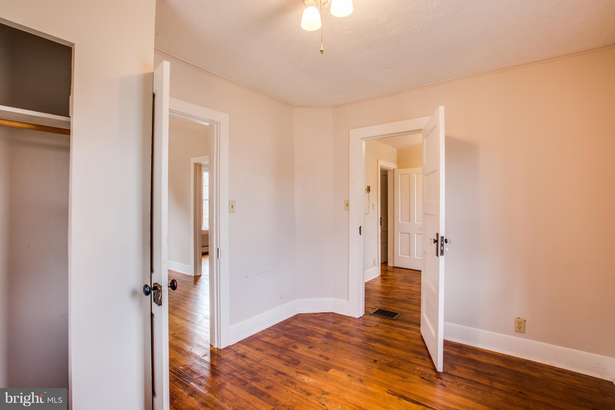 WHITE OAK - Residential Lease