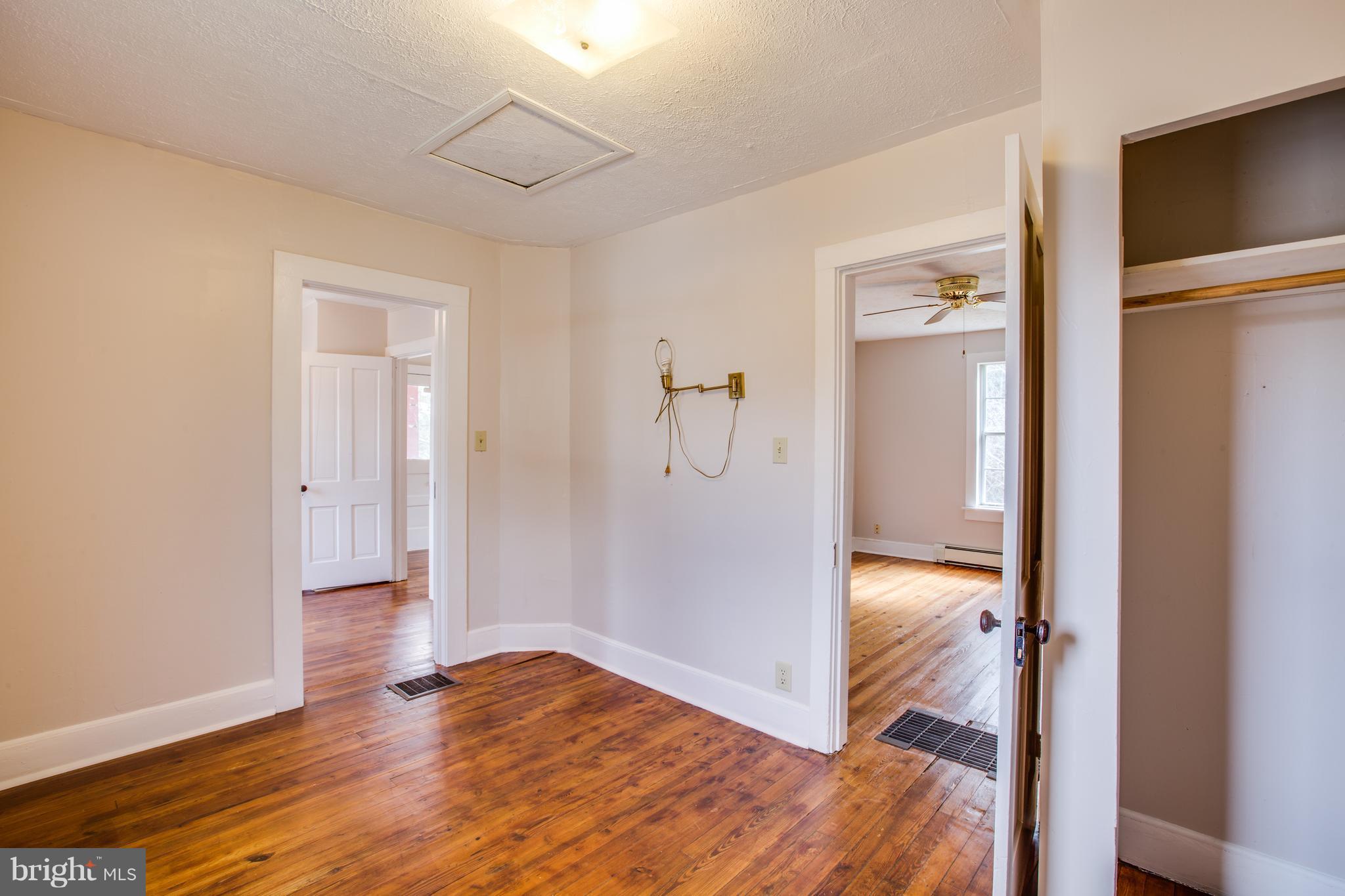 WHITE OAK - Residential Lease