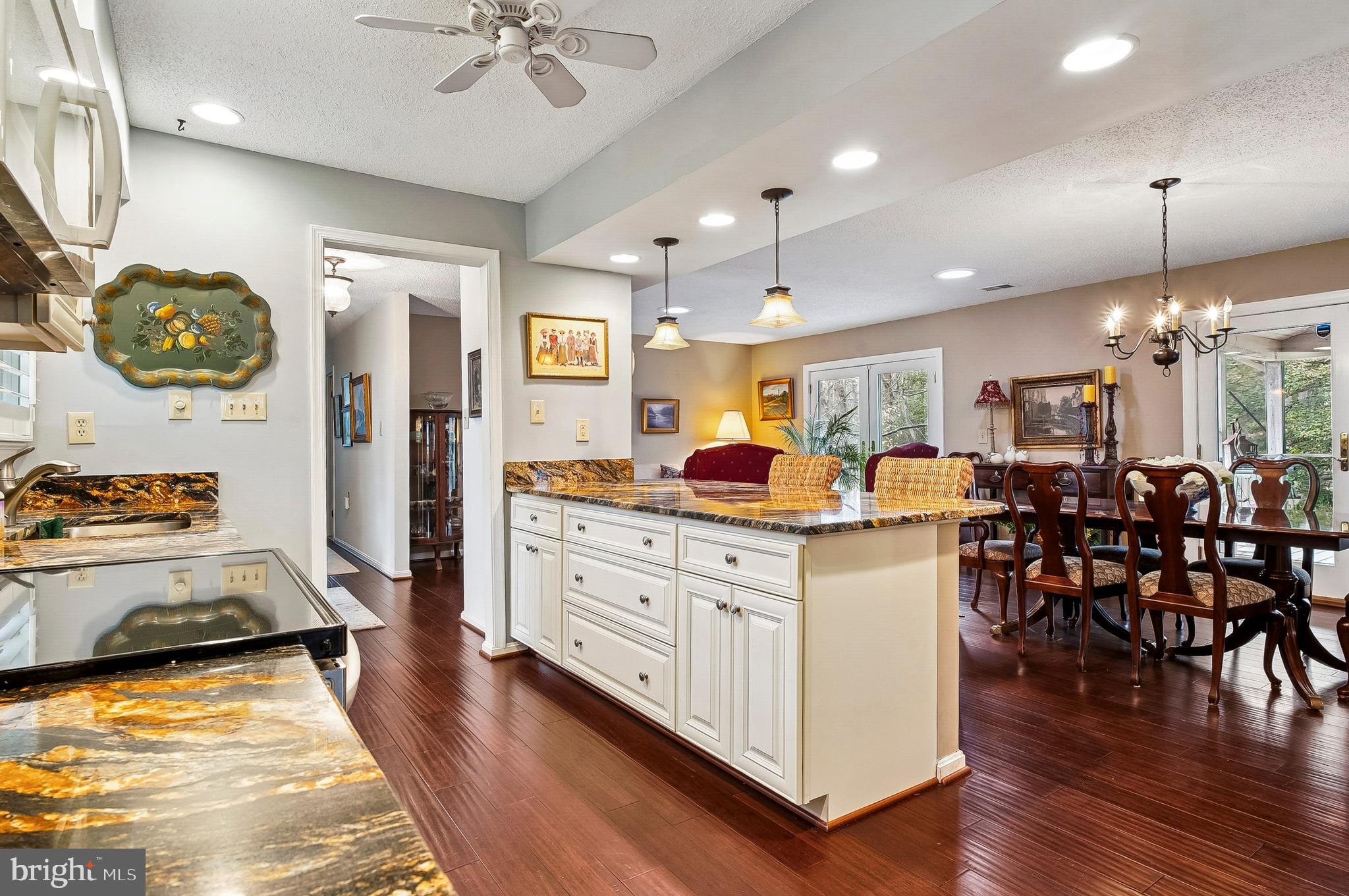 HERITAGE HARBOUR - Residential