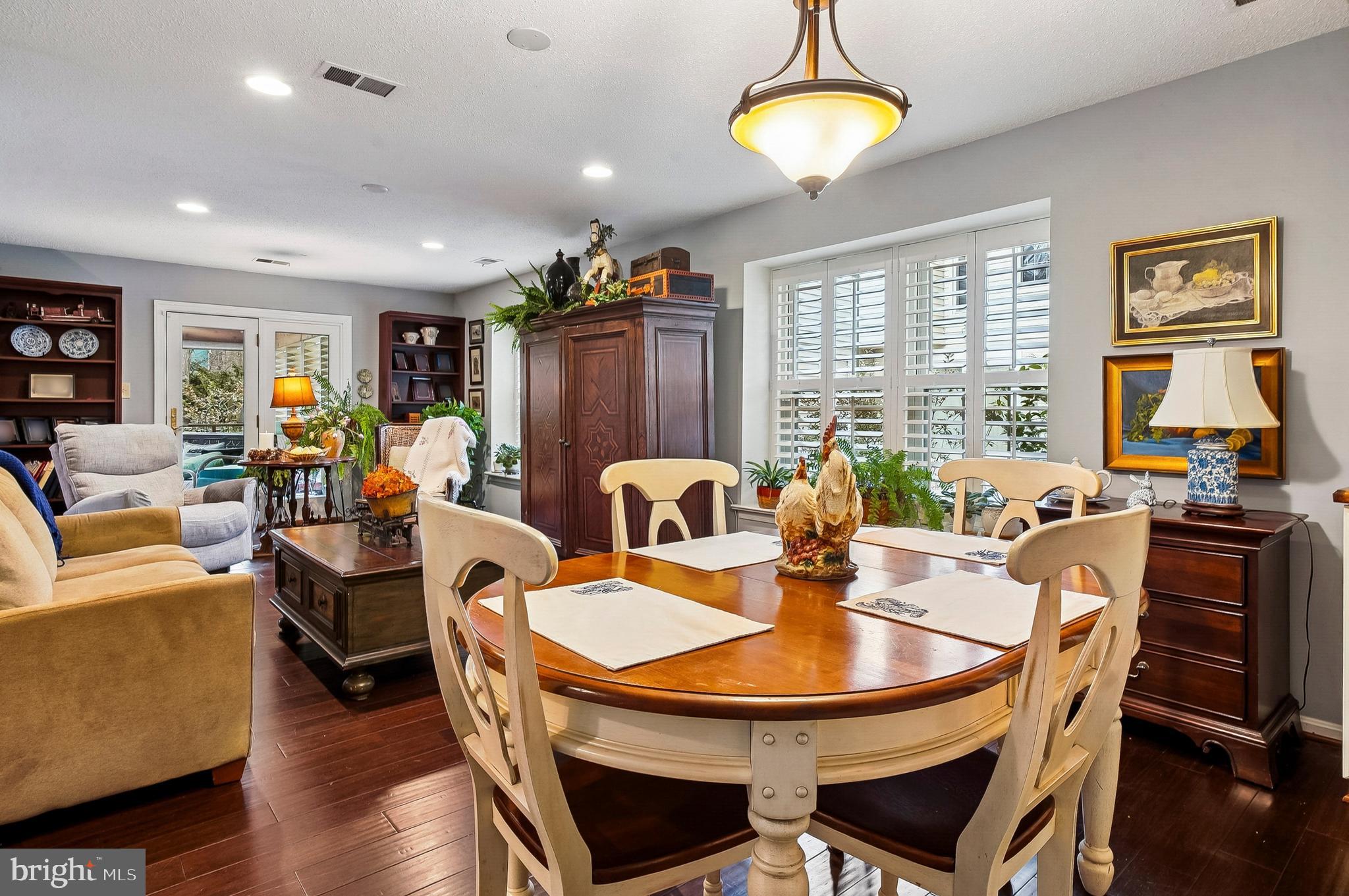 HERITAGE HARBOUR - Residential