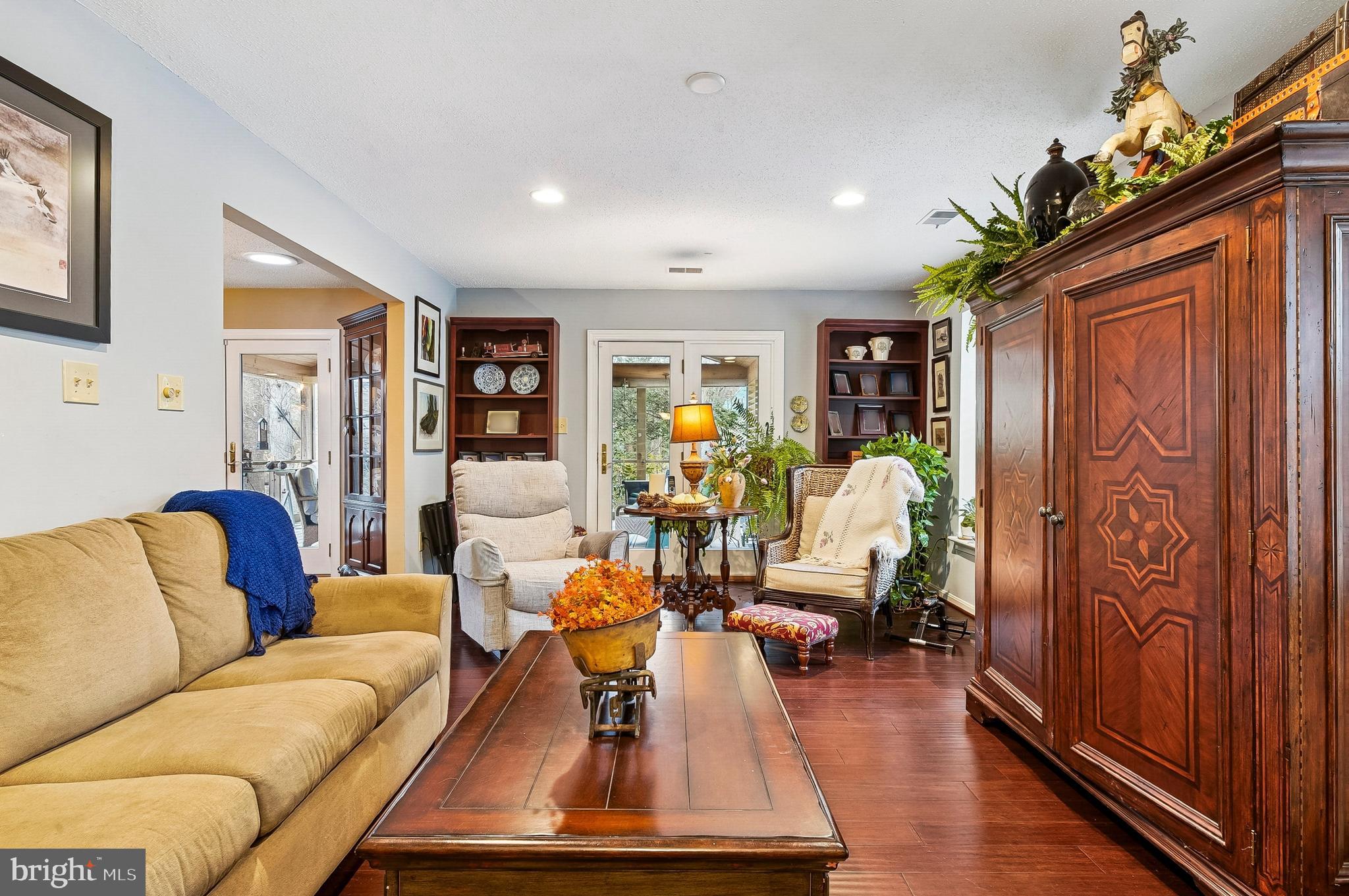 HERITAGE HARBOUR - Residential