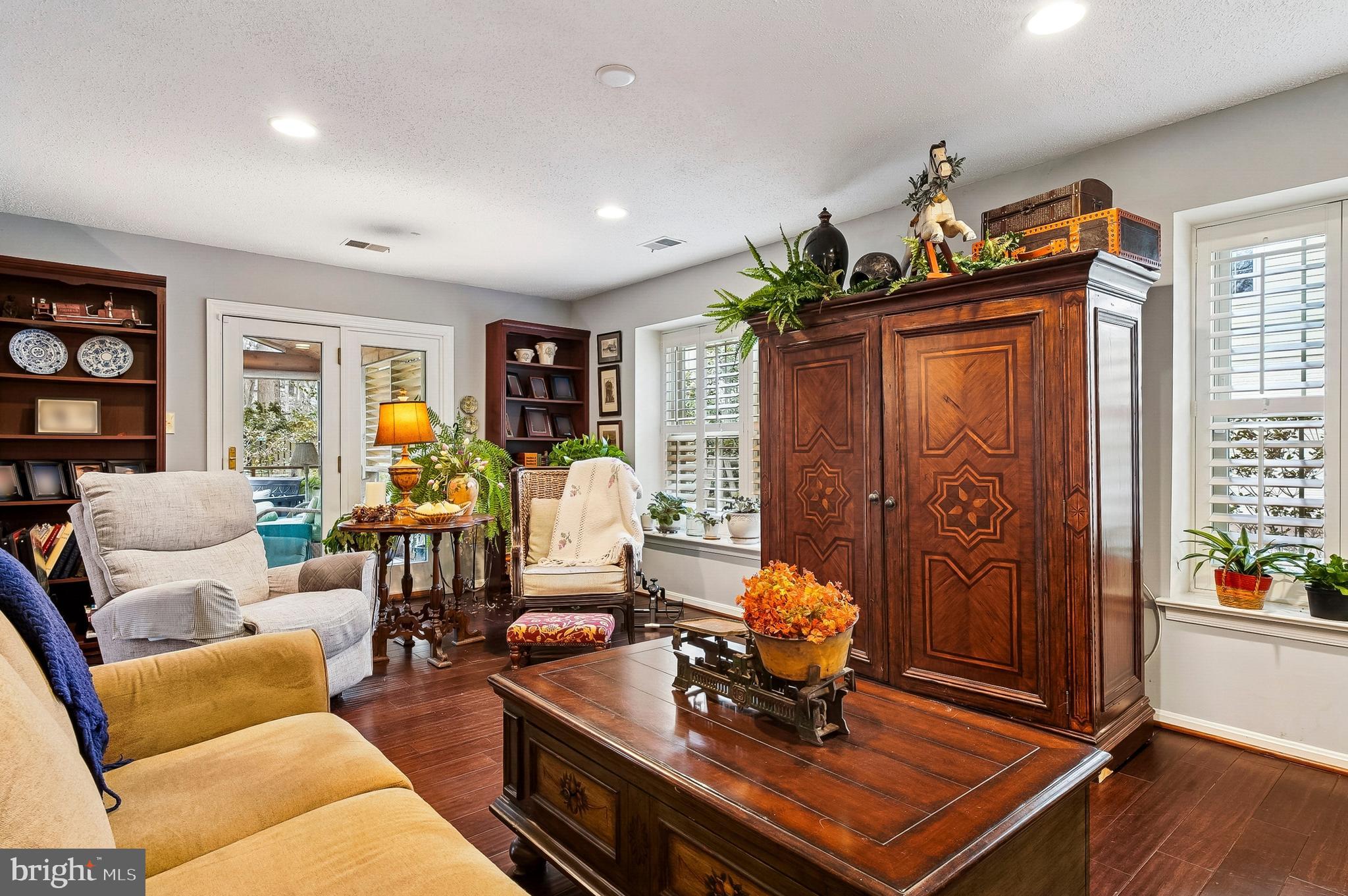 HERITAGE HARBOUR - Residential