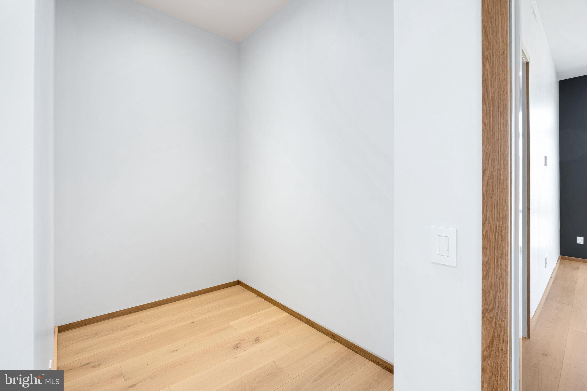 GRADUATE HOSPITAL - Residential