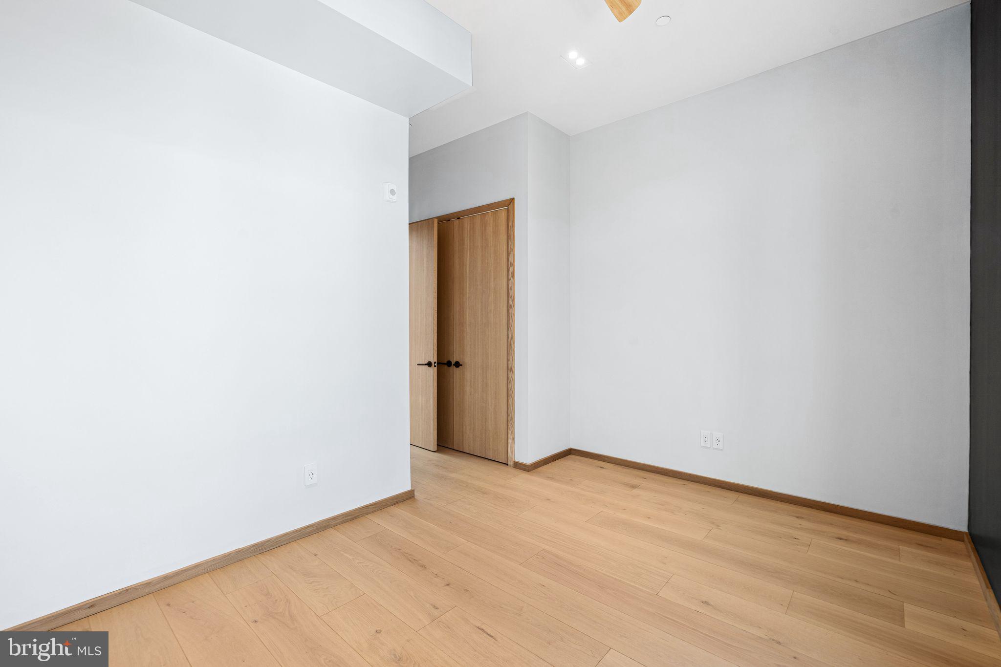 GRADUATE HOSPITAL - Residential