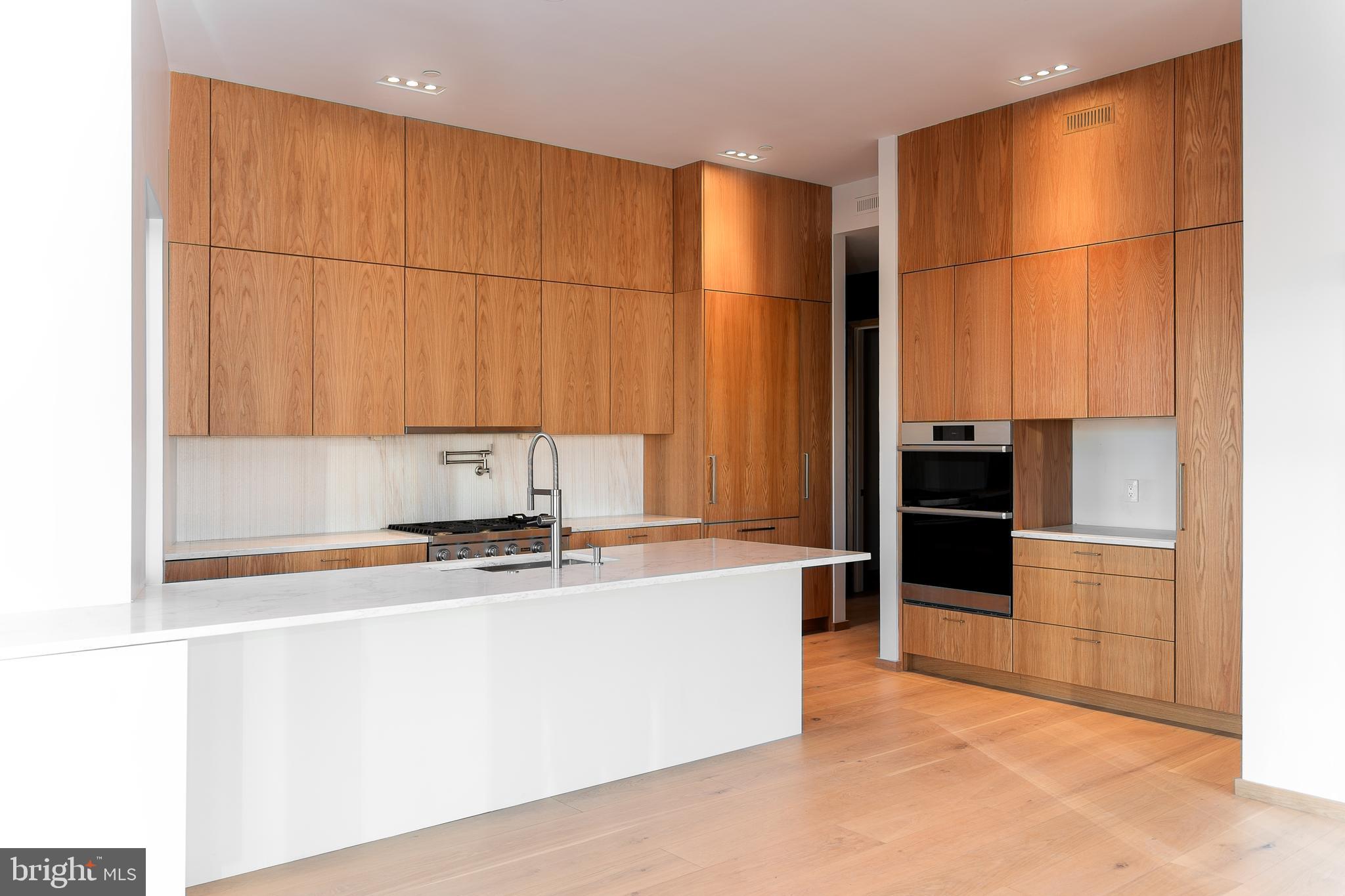 GRADUATE HOSPITAL - Residential