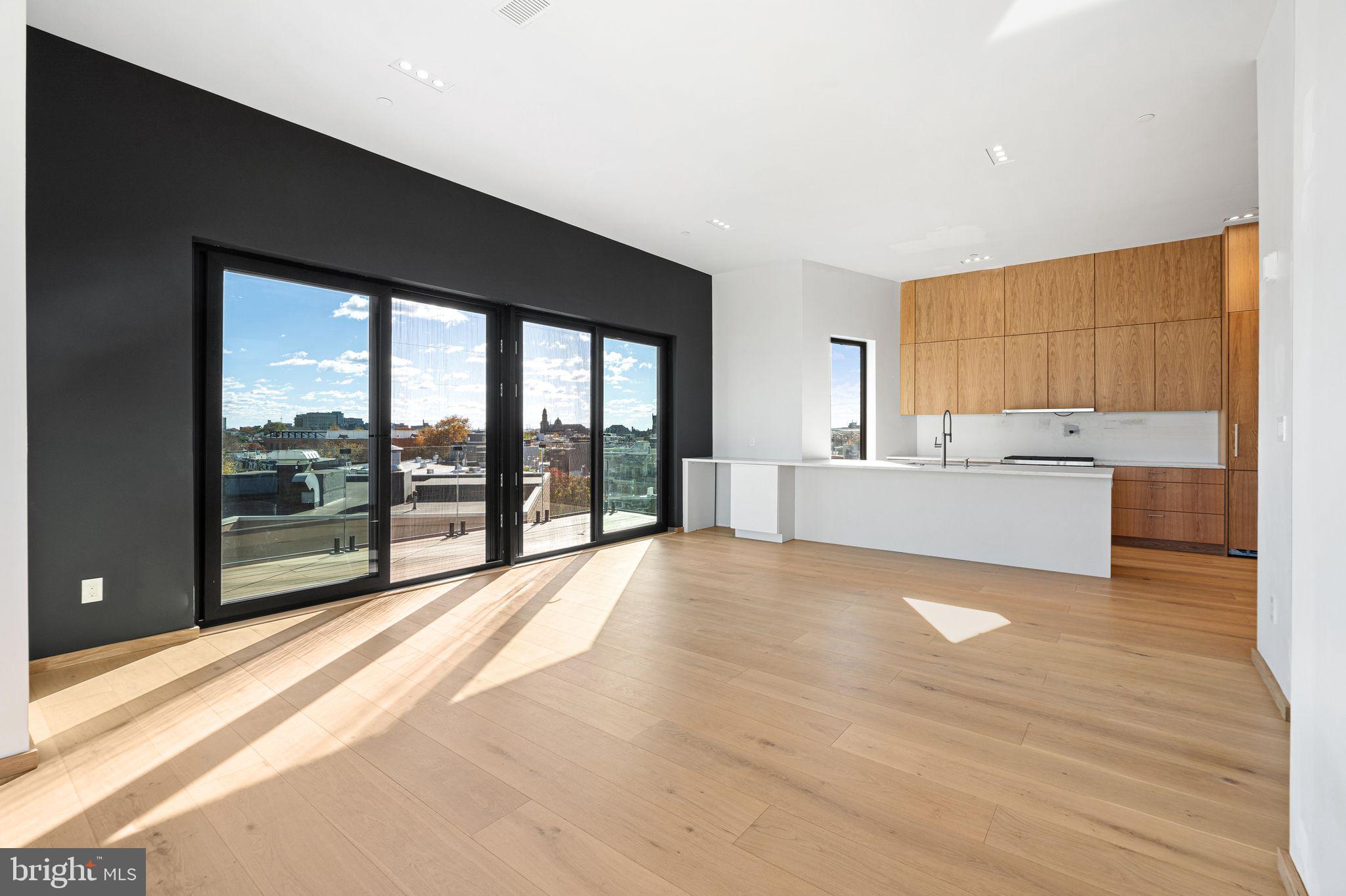 GRADUATE HOSPITAL - Residential