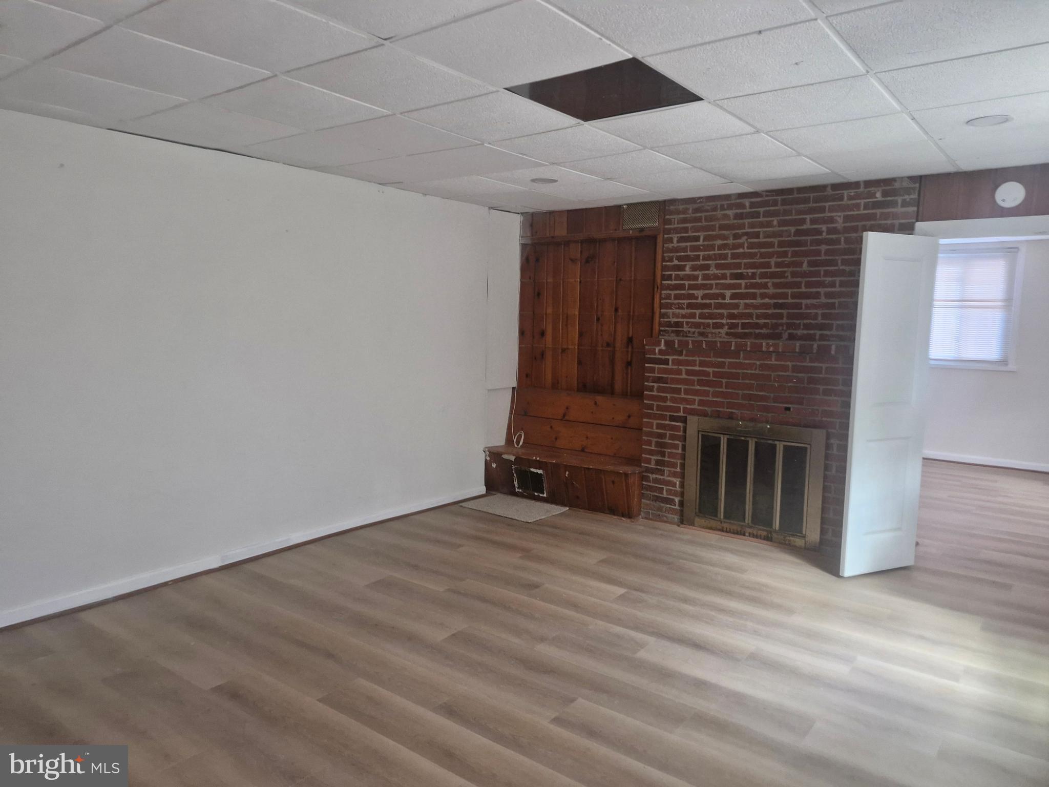 CHESTNUT HILL - Residential Lease