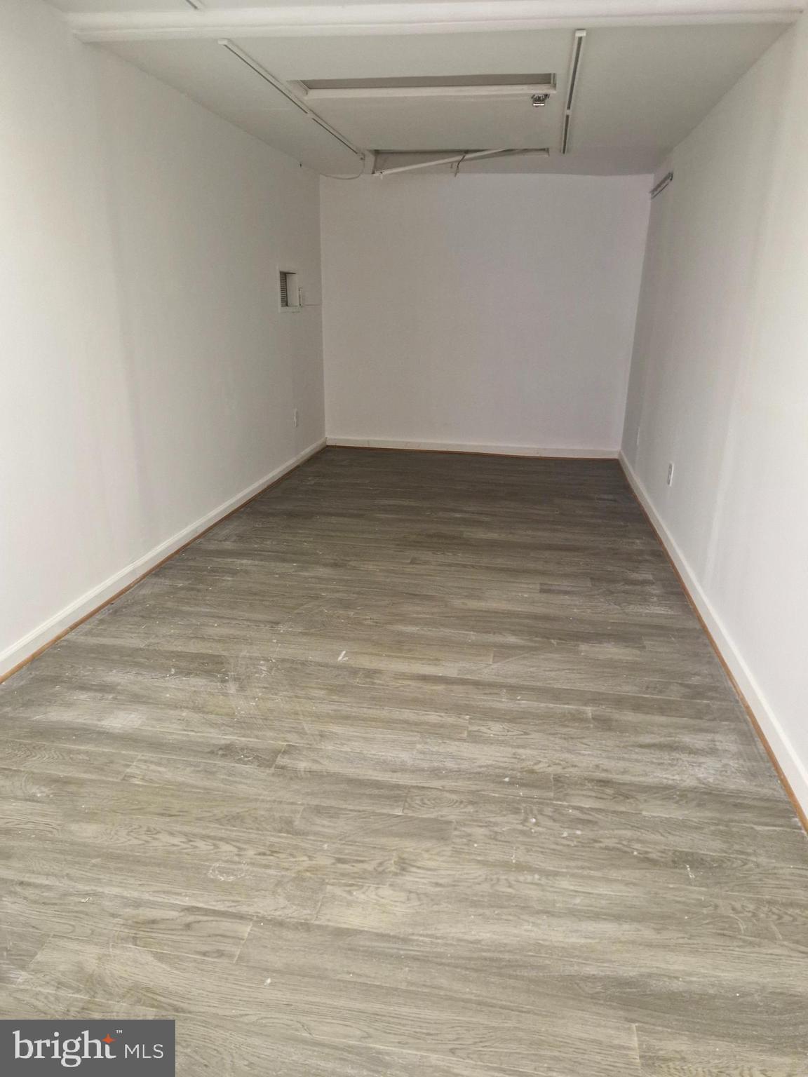 CHESTNUT HILL - Residential Lease