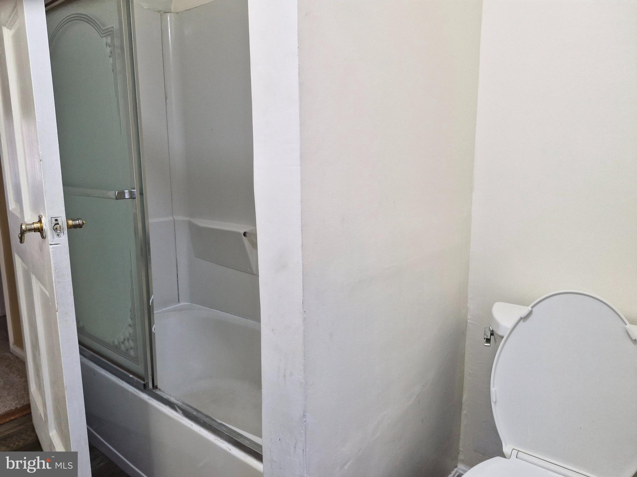 CHESTNUT HILL - Residential Lease