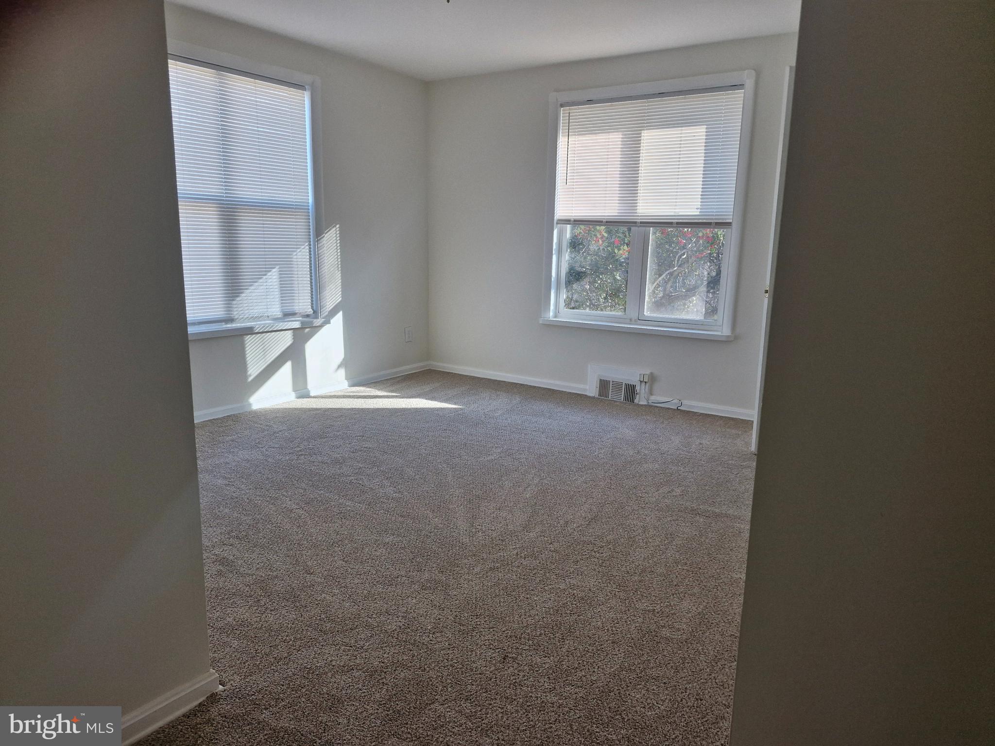 CHESTNUT HILL - Residential Lease