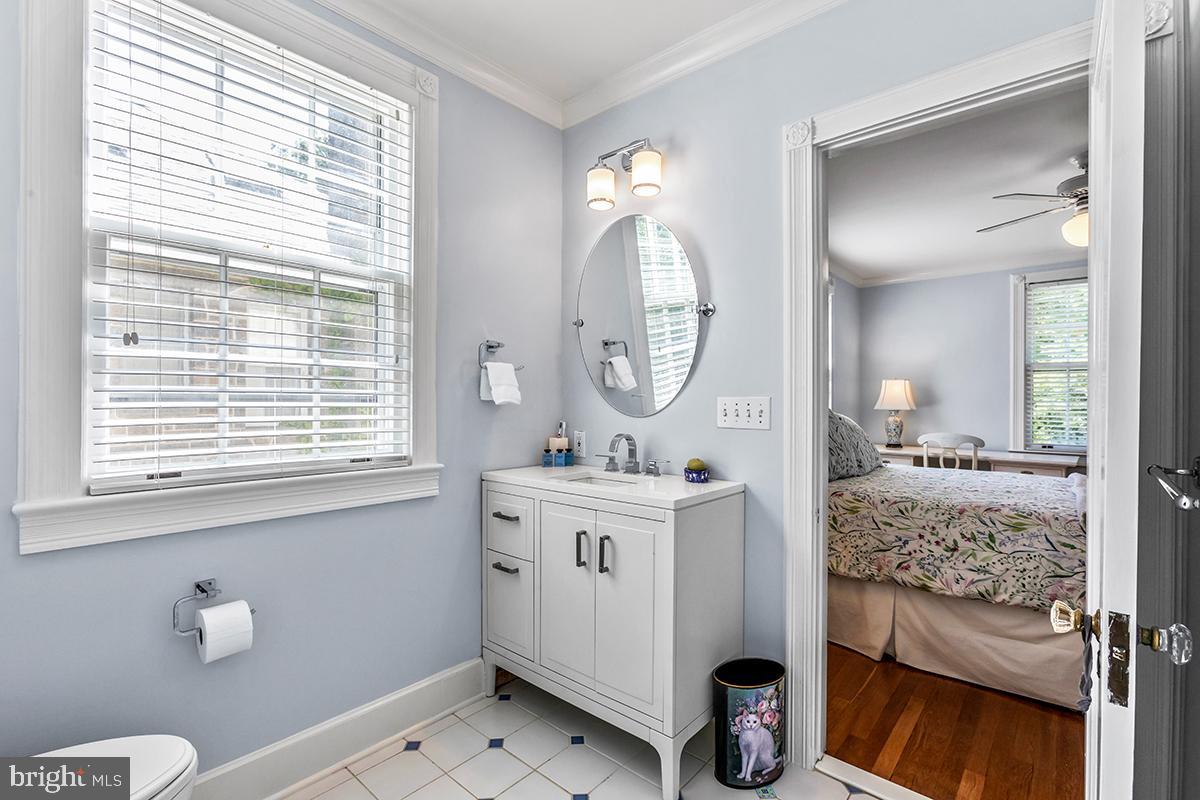 CHEVY CHASE - Residential