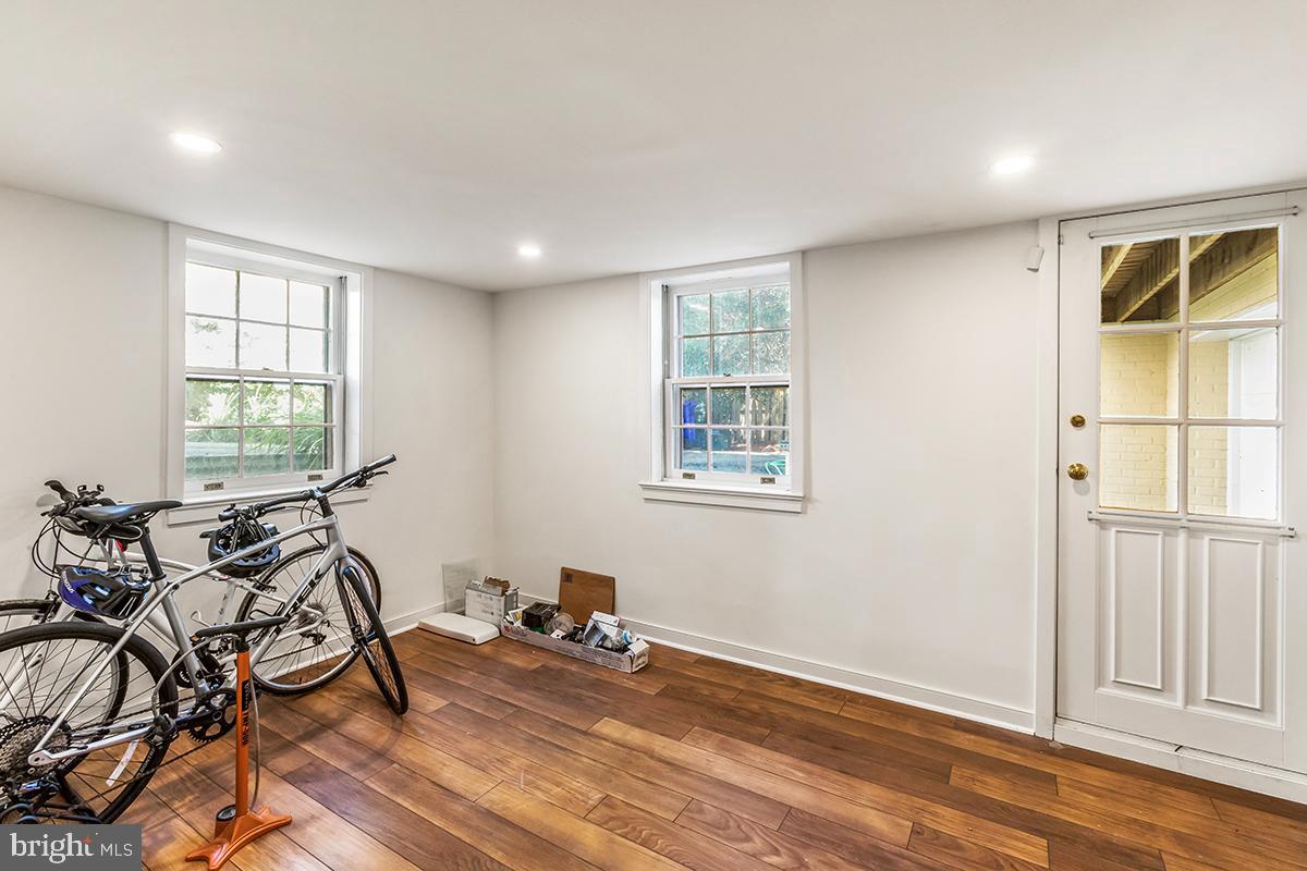 CHEVY CHASE - Residential