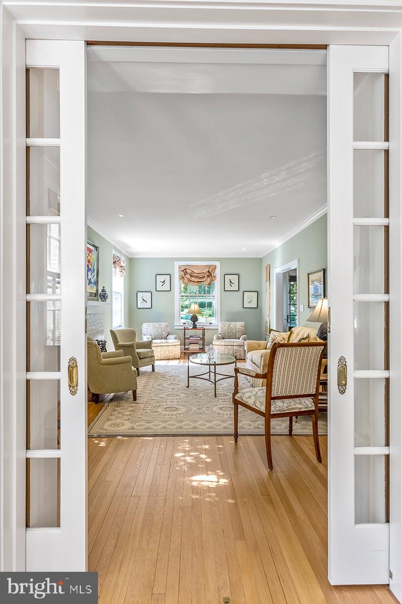 CHEVY CHASE - Residential