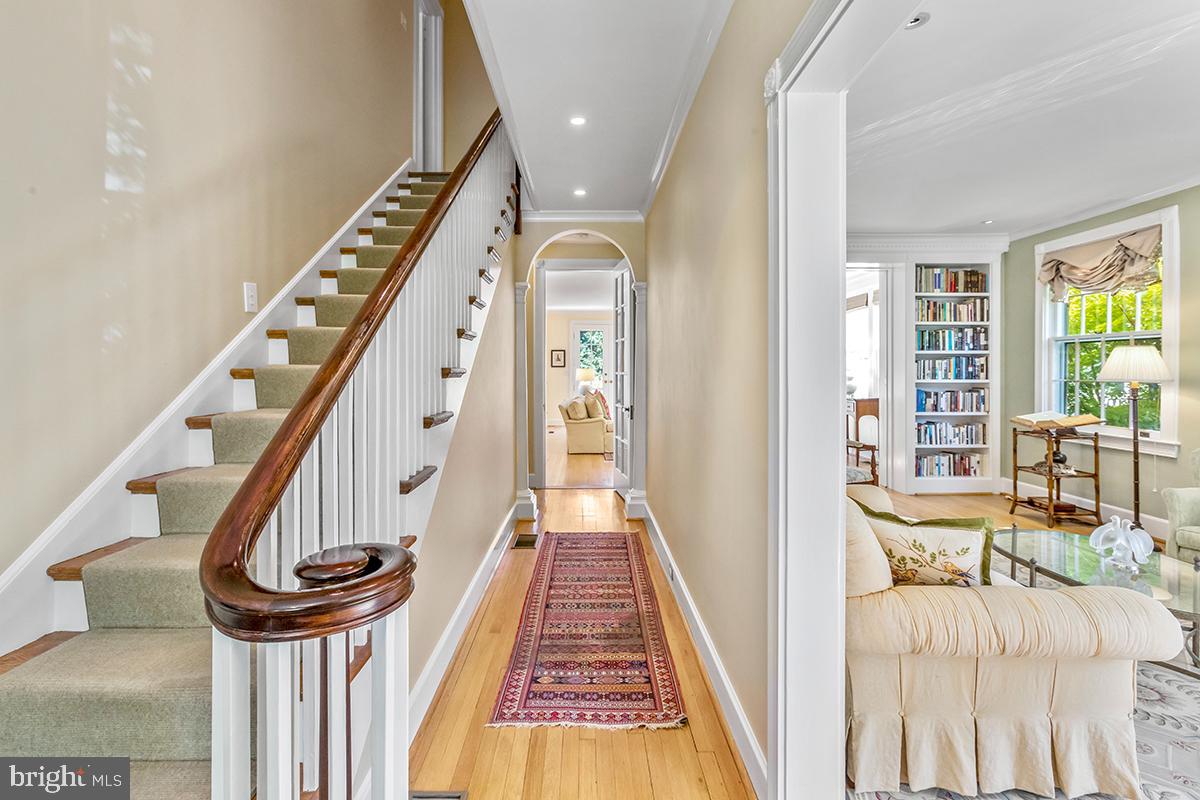 CHEVY CHASE - Residential