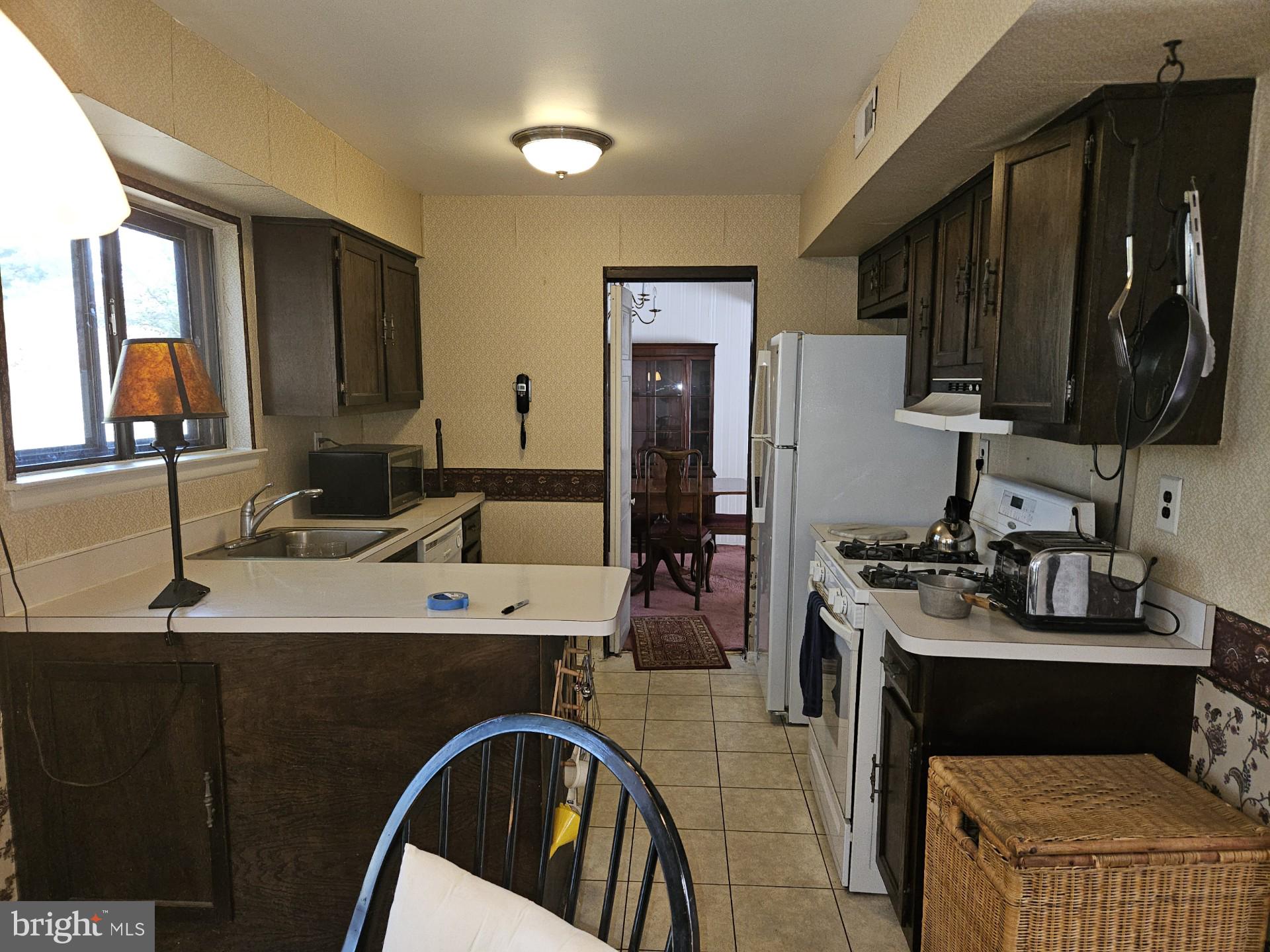 NONE AVA ILABLE - Residential