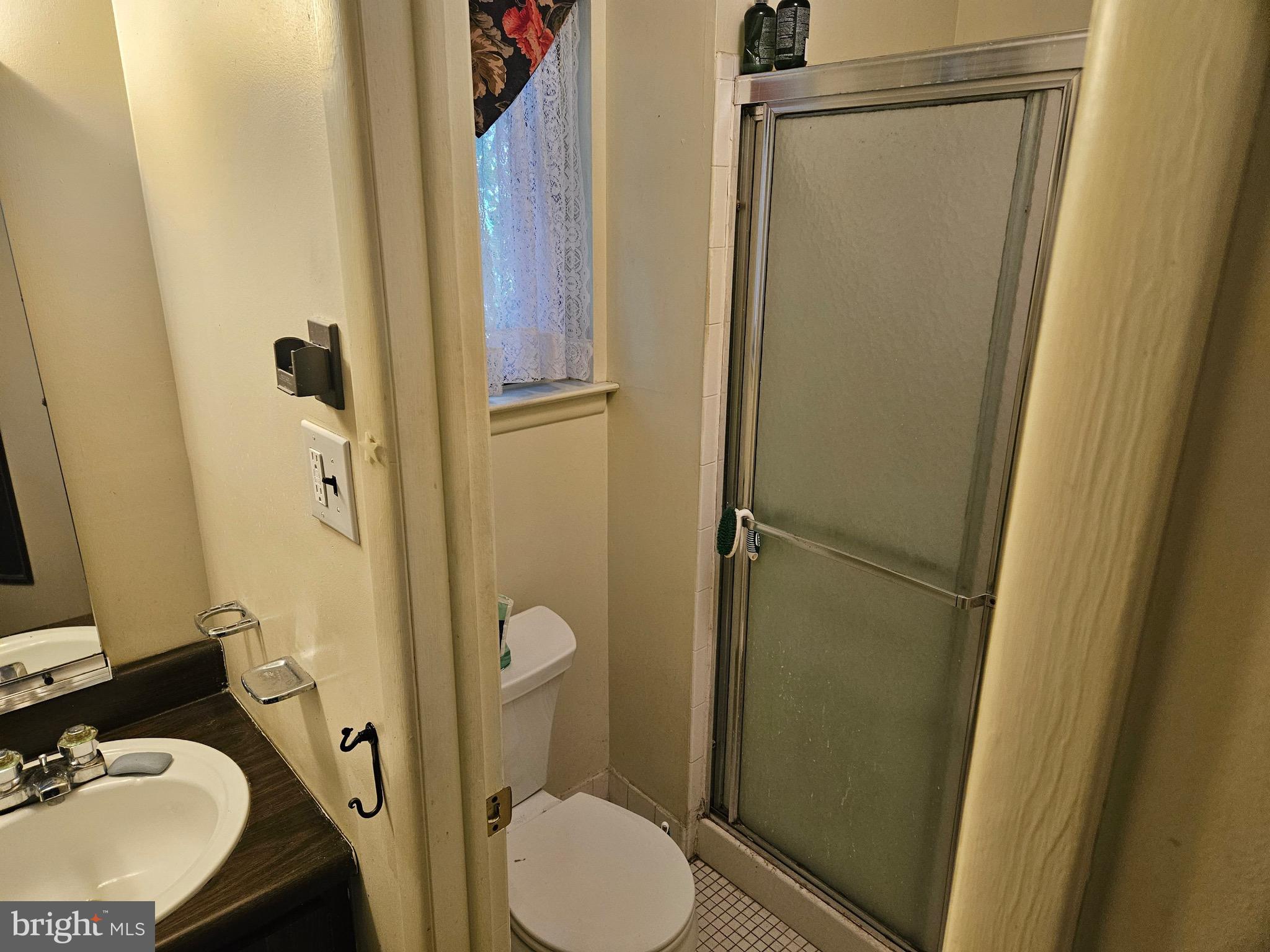 NONE AVA ILABLE - Residential