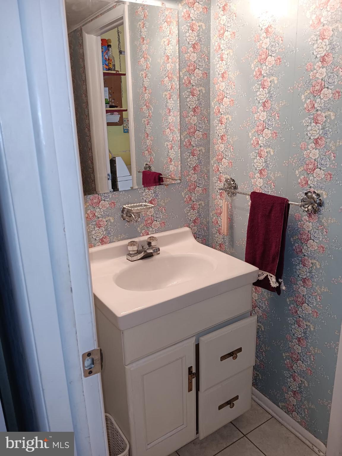 NONE AVA ILABLE - Residential