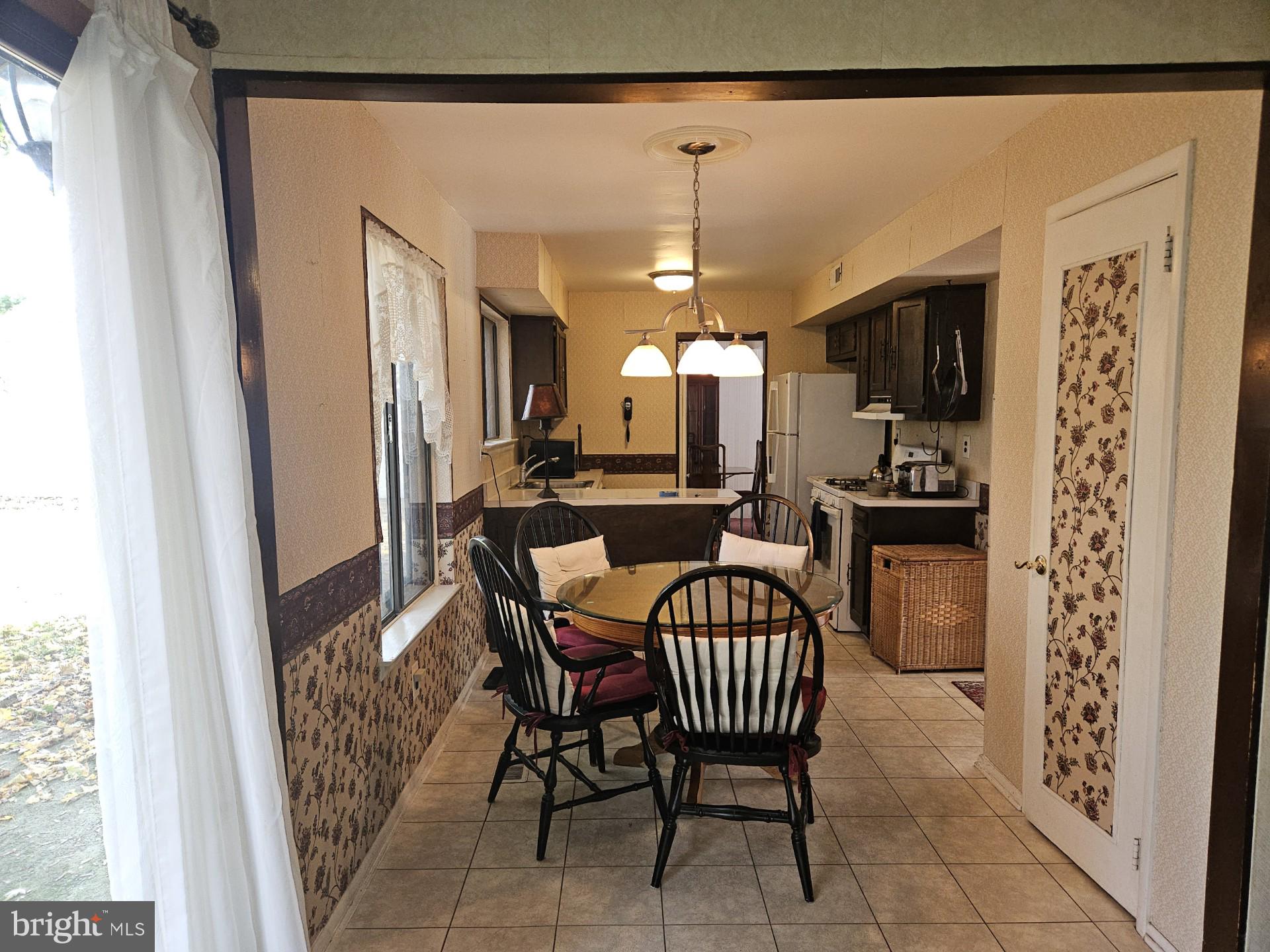 NONE AVA ILABLE - Residential