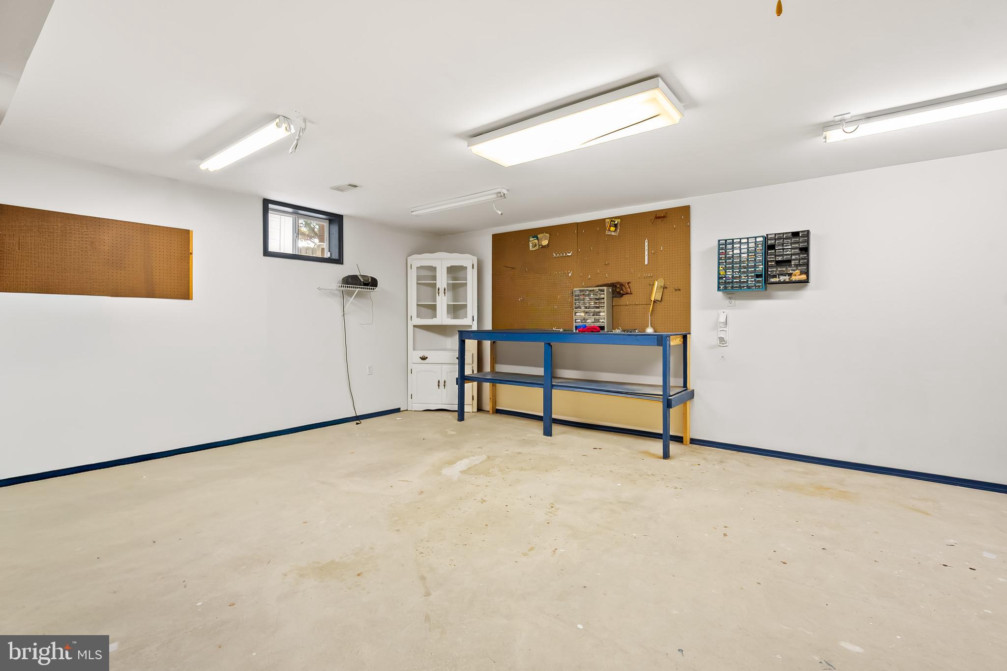 BRIARWOOD ESTATES - Residential