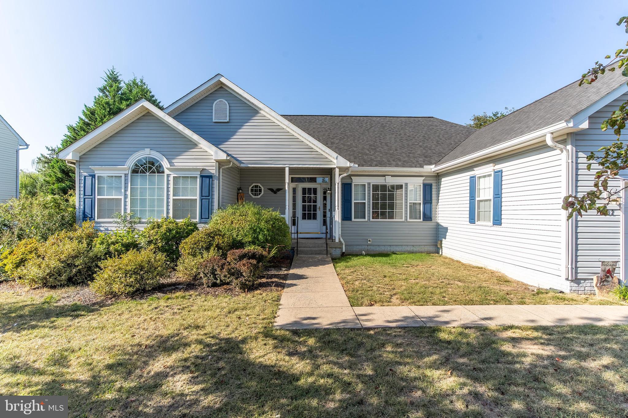 BRIARWOOD ESTATES - Residential