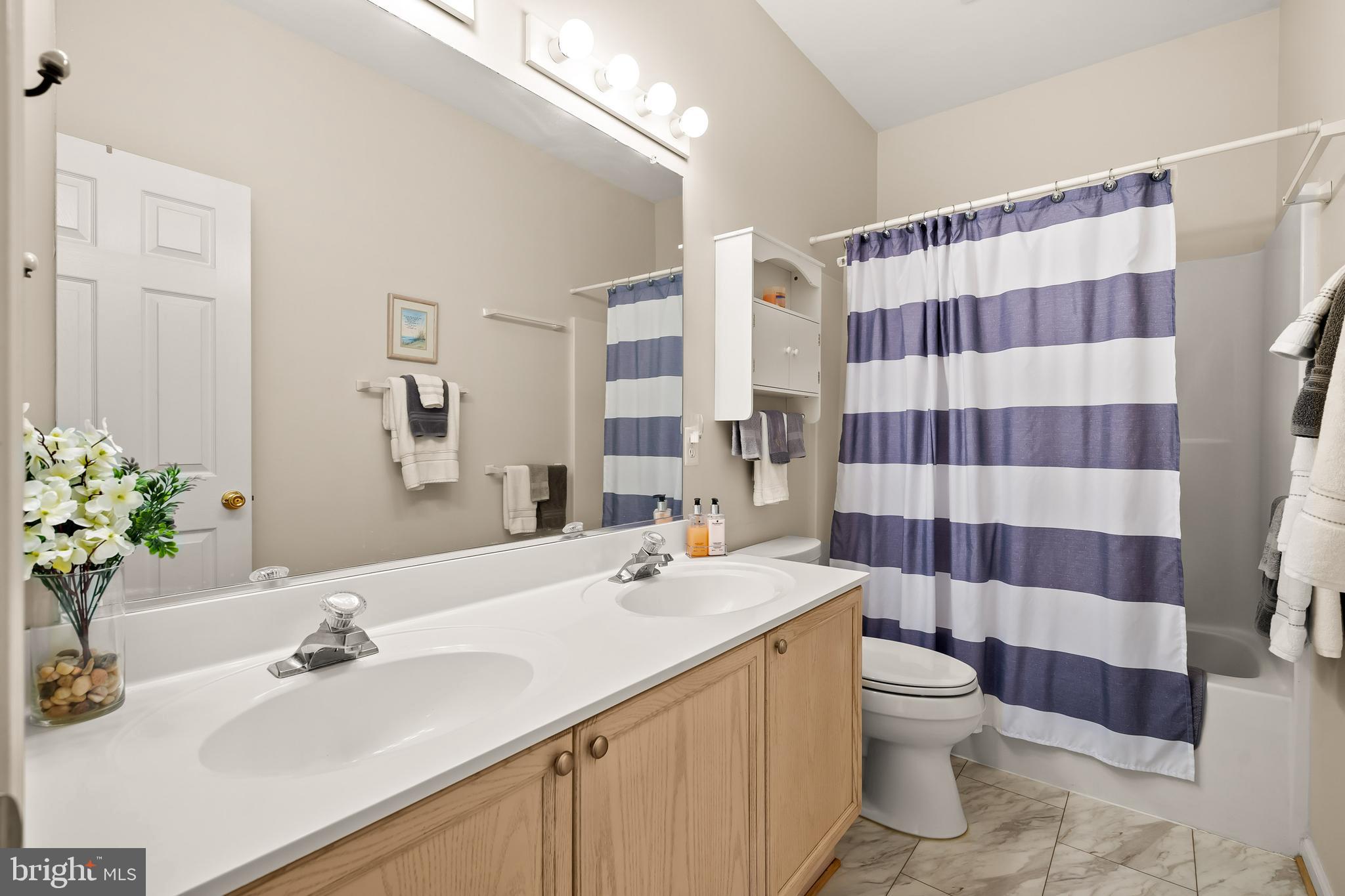 BRIARWOOD ESTATES - Residential