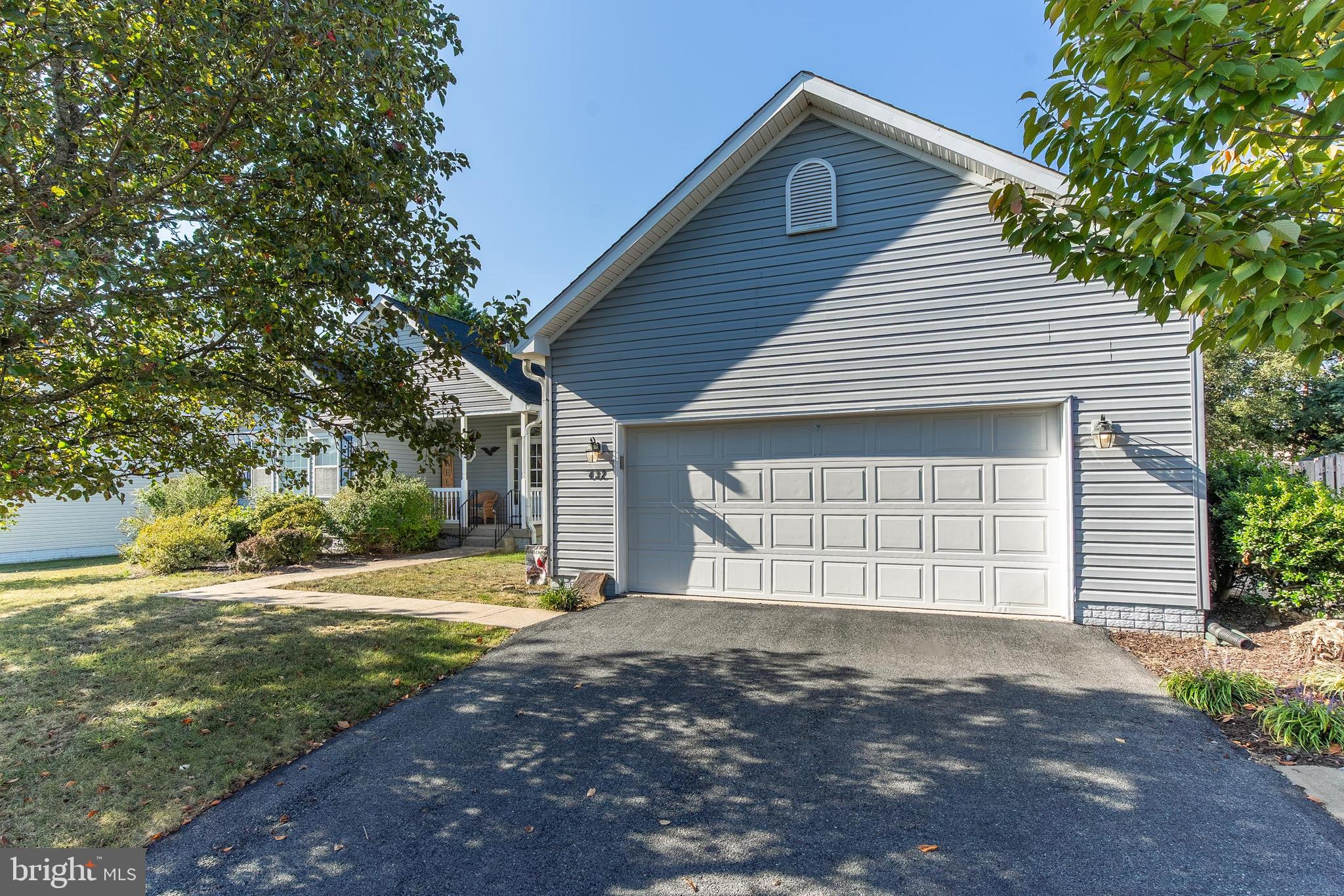 BRIARWOOD ESTATES - Residential