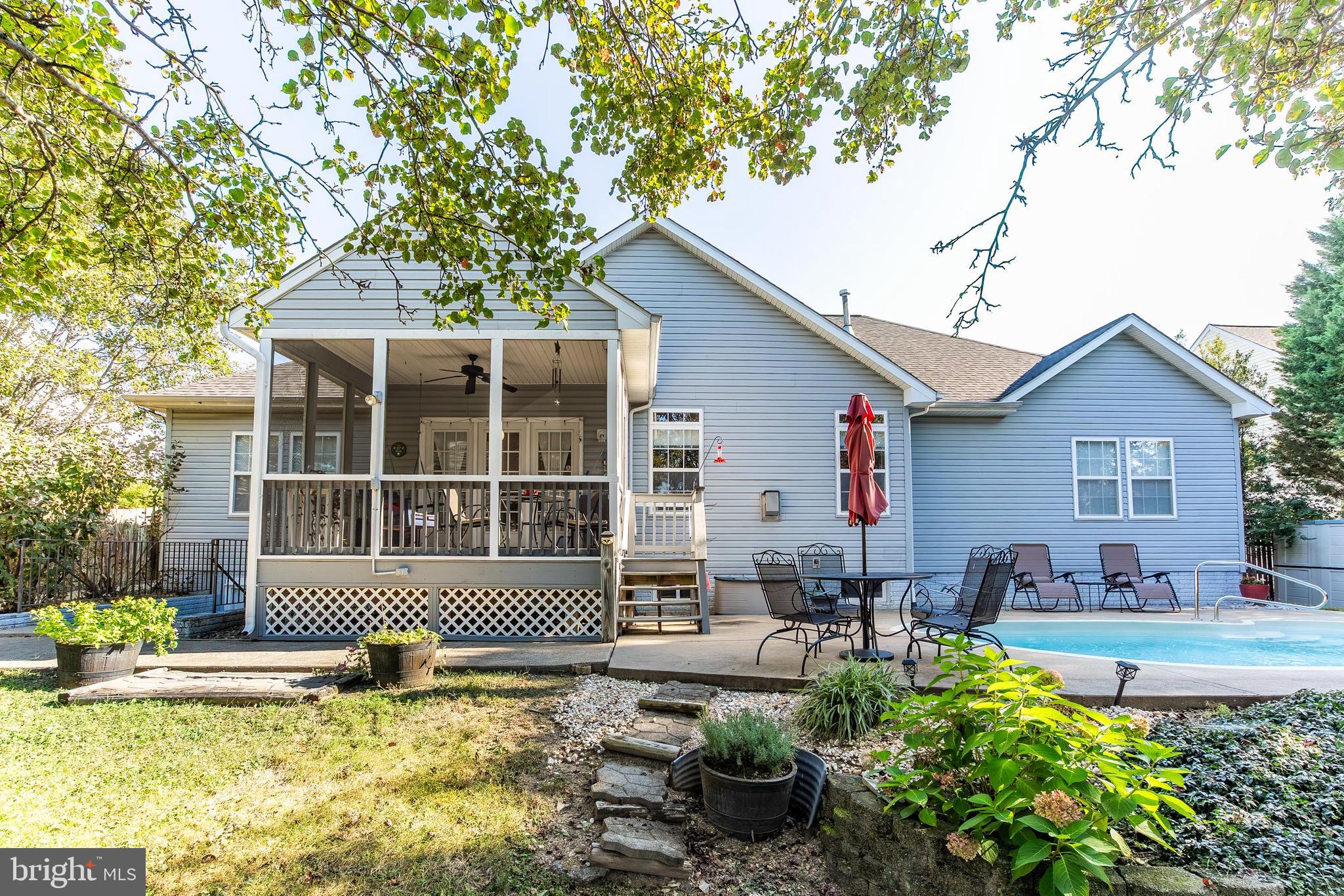 BRIARWOOD ESTATES - Residential