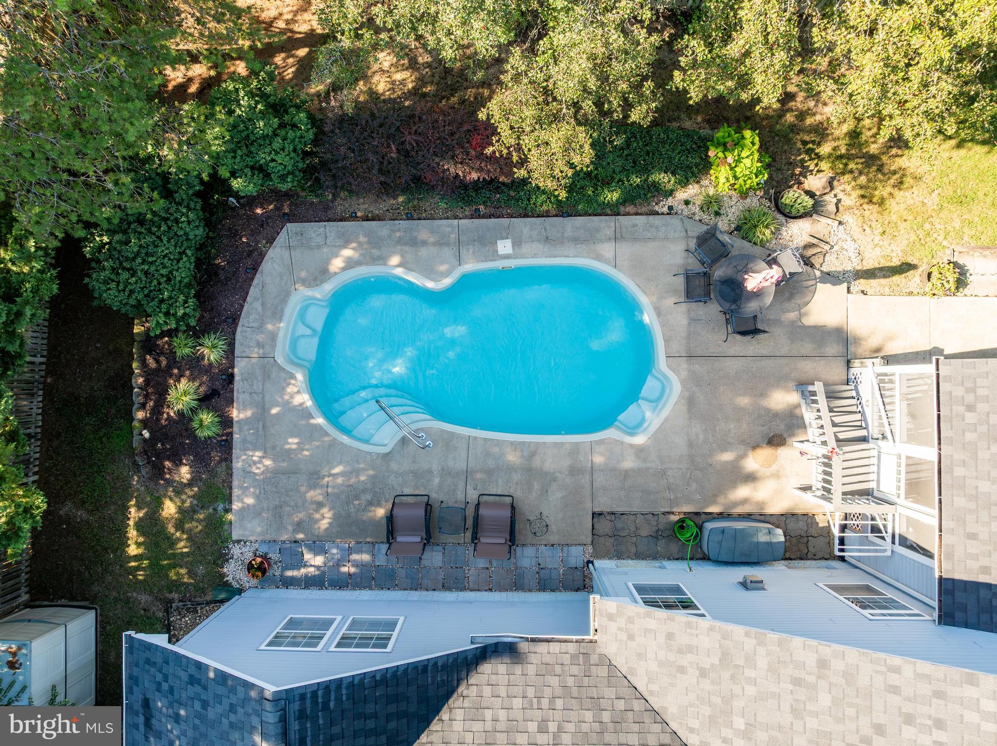 BRIARWOOD ESTATES - Residential